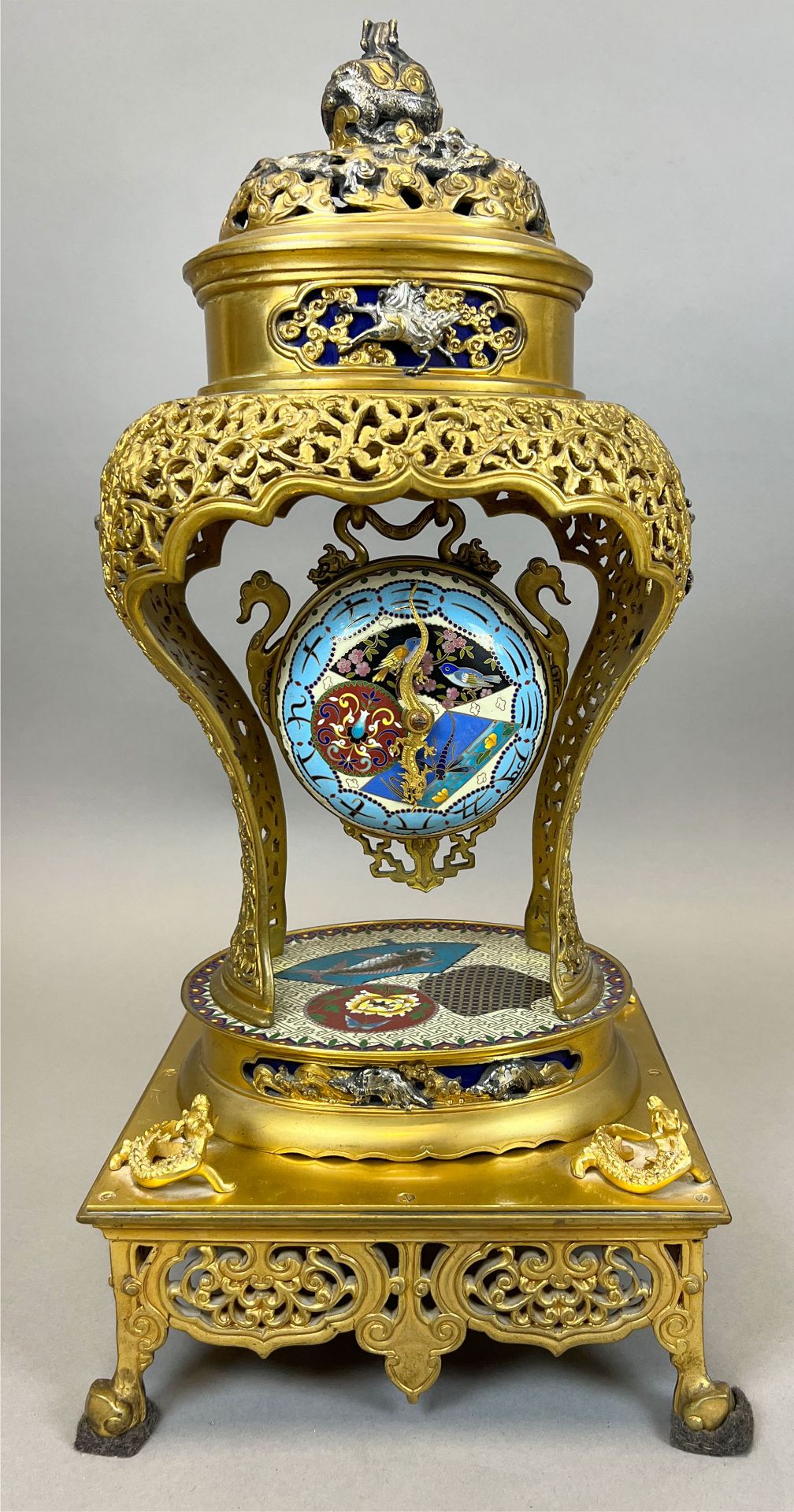 Tam-Tam cuirasse clock. L'Escalier de Cristal, Pannier-Lahoche & Cie. c. 1900. - Image 3 of 15