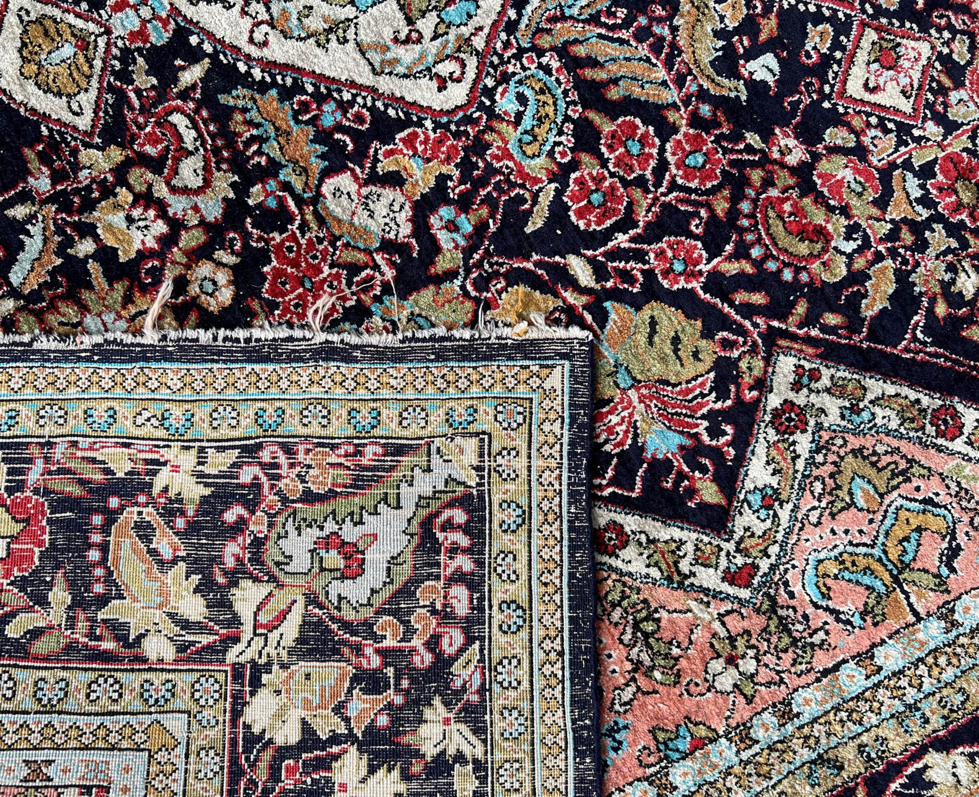 Ghom. Silk carpet. Fine weave. - Image 12 of 13