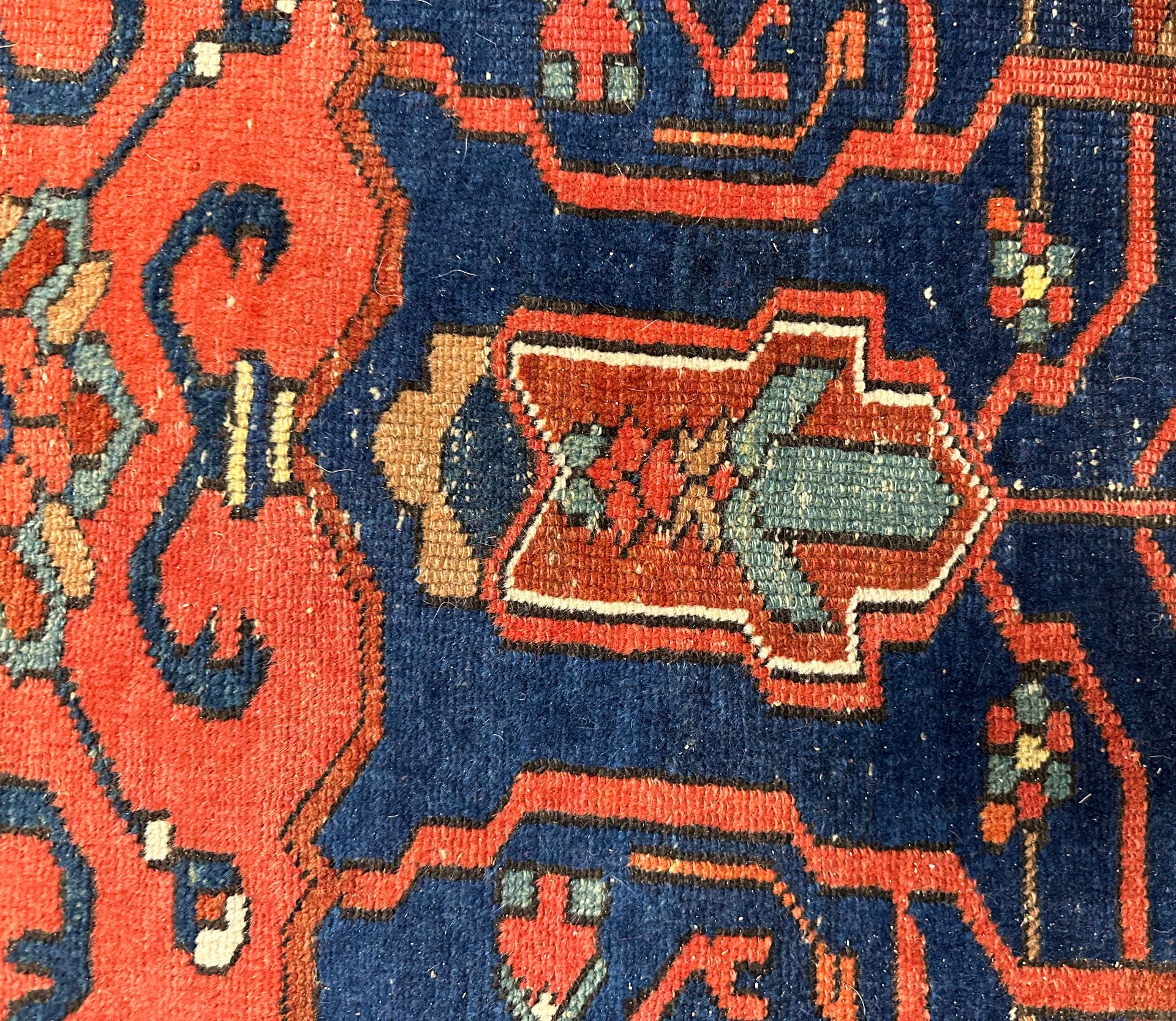 Bakhtiar oriental carpet. Around 1900. great size. - Image 18 of 22