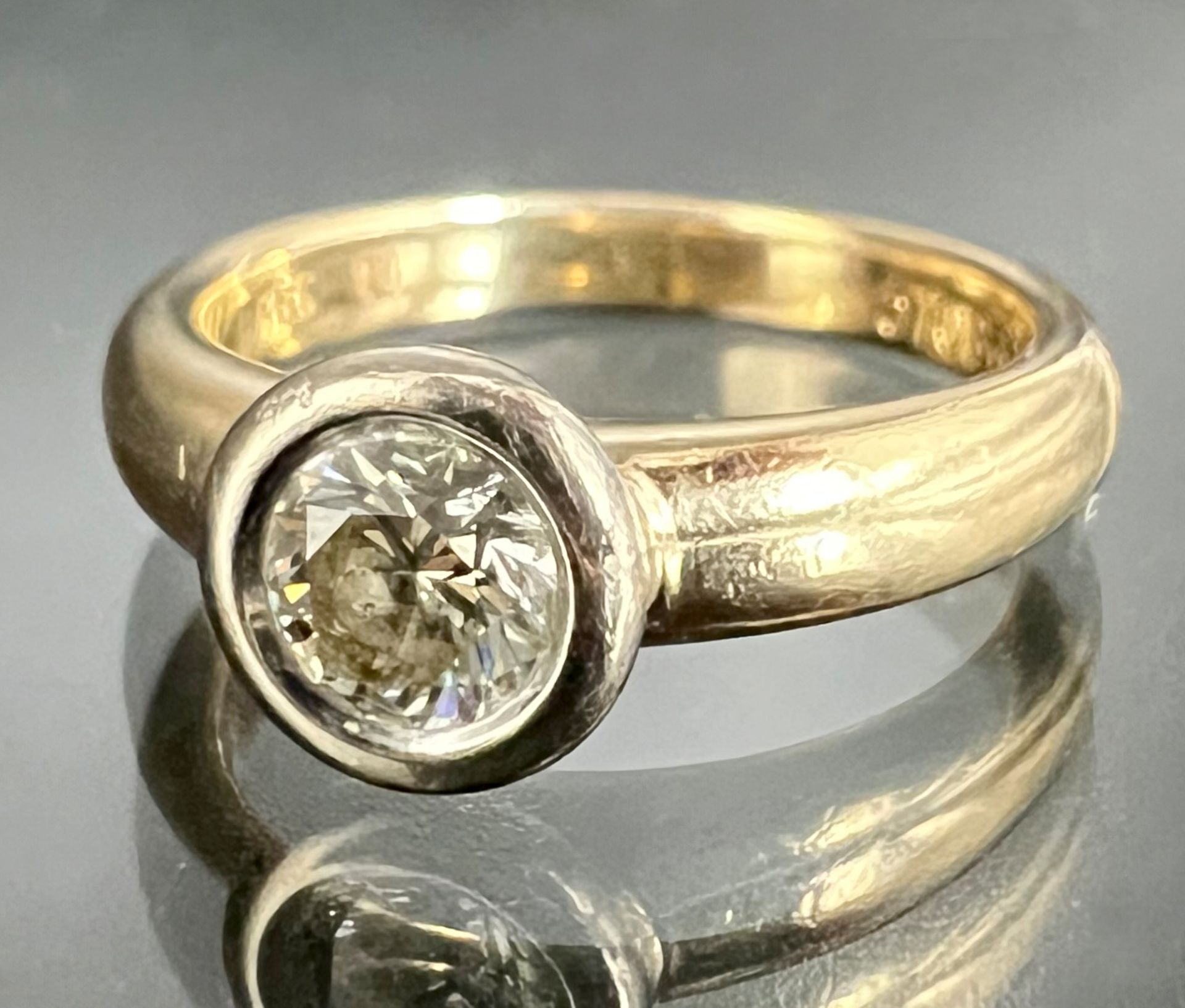 Solitaire ring 585 yellow gold with a diamond of approx. 0.50 ct.