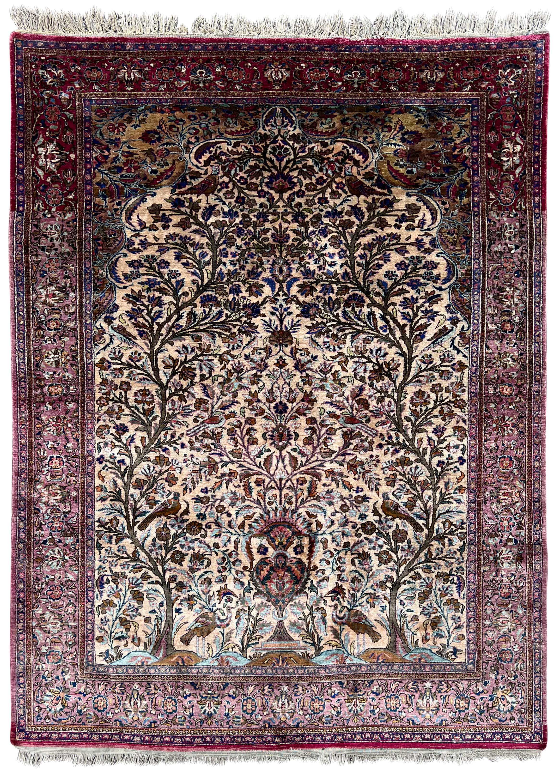 Keshan. Silk carpet. Silk on silk. Around 1900.