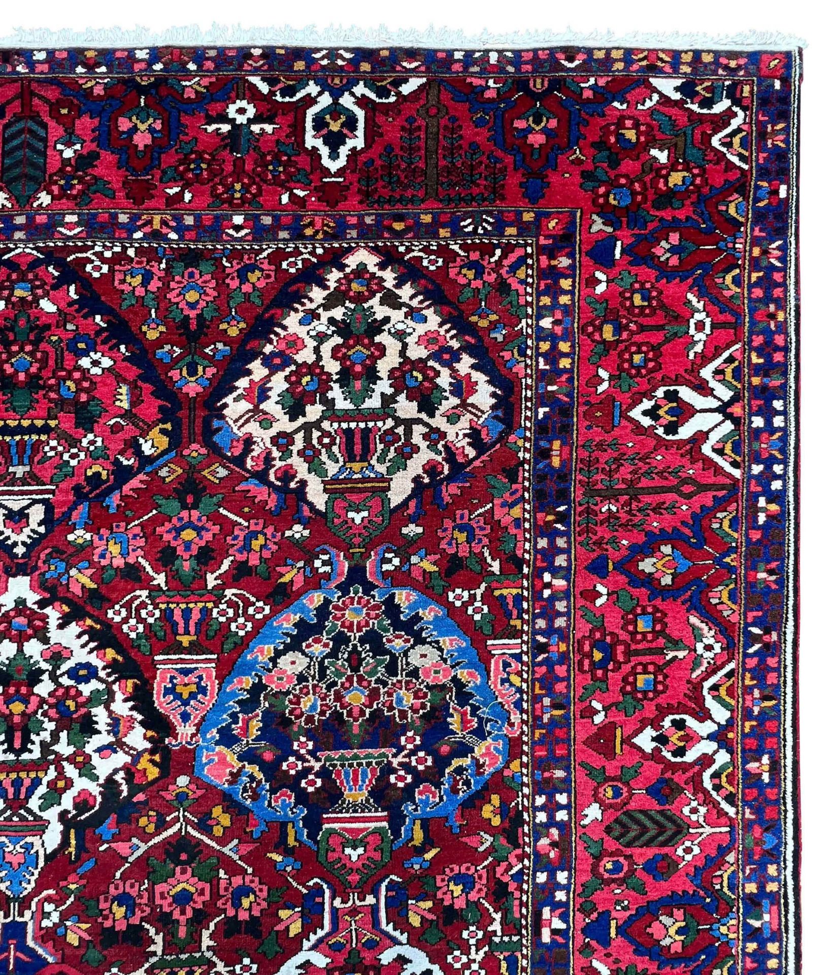 Bakhtiar. Oriental carpet. Palace carpet. 1st third 20th century. - Image 4 of 18