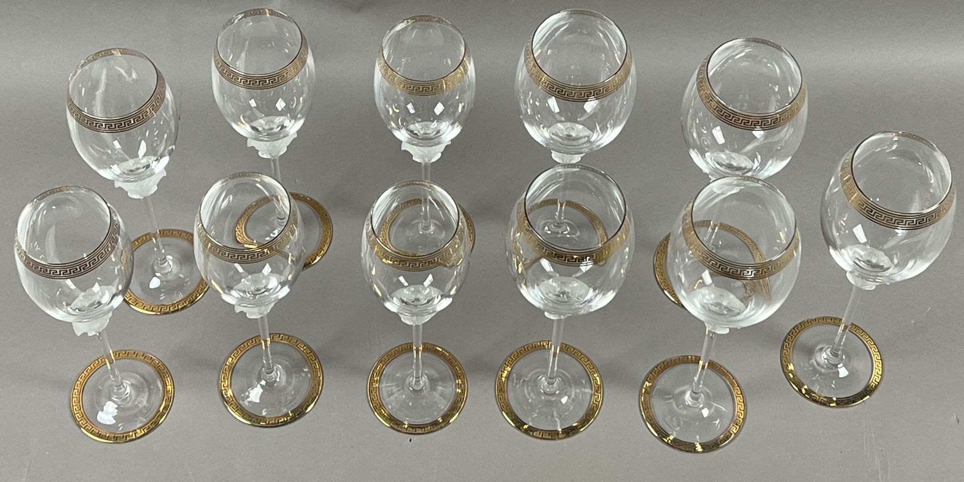 VERSACE by ROSENTHAL. "Medusa D'Or". 11-piece set of white and red wine glasses. - Image 3 of 9