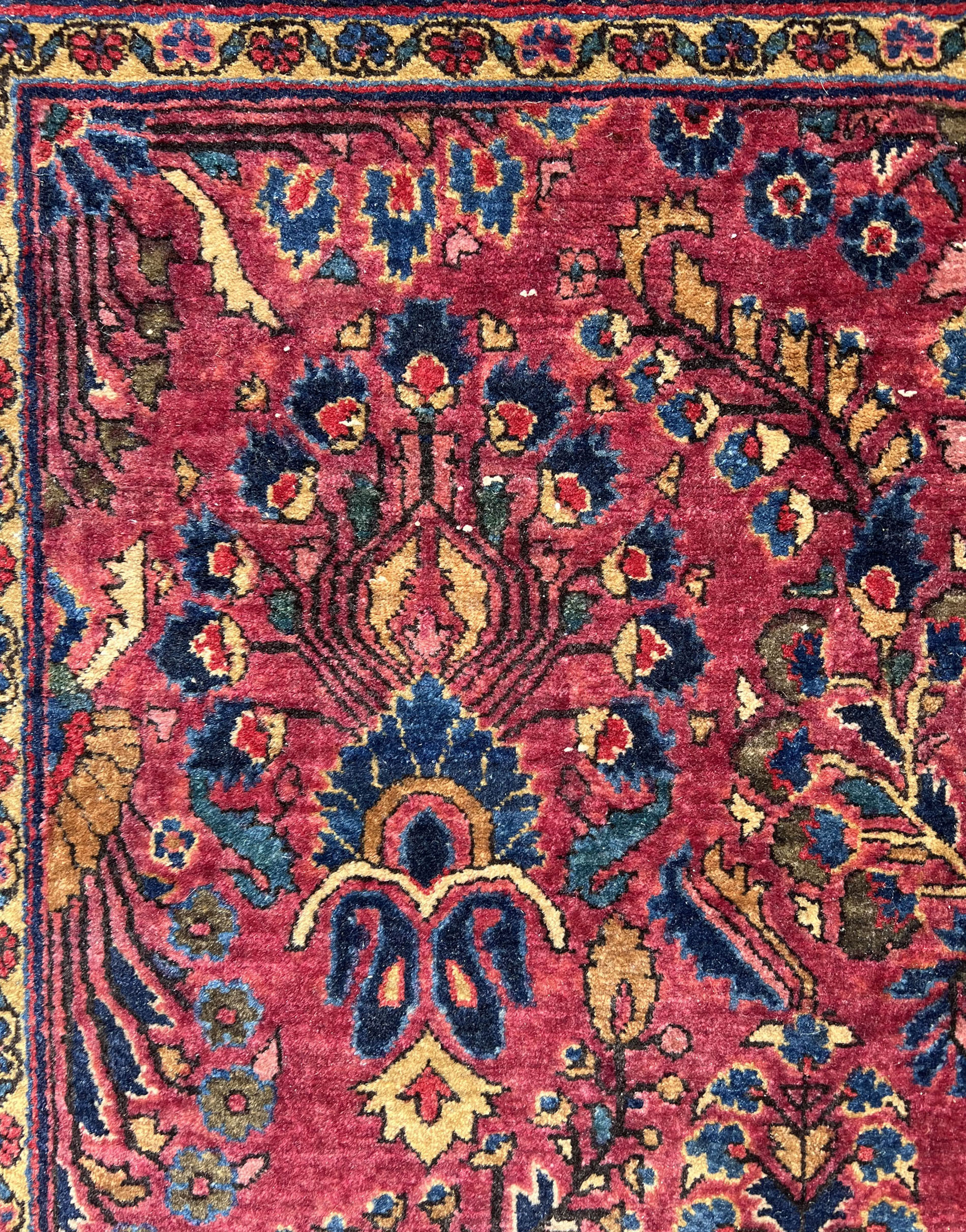 Elegant US Saruk. Oriental carpet. Great format. - Image 7 of 9