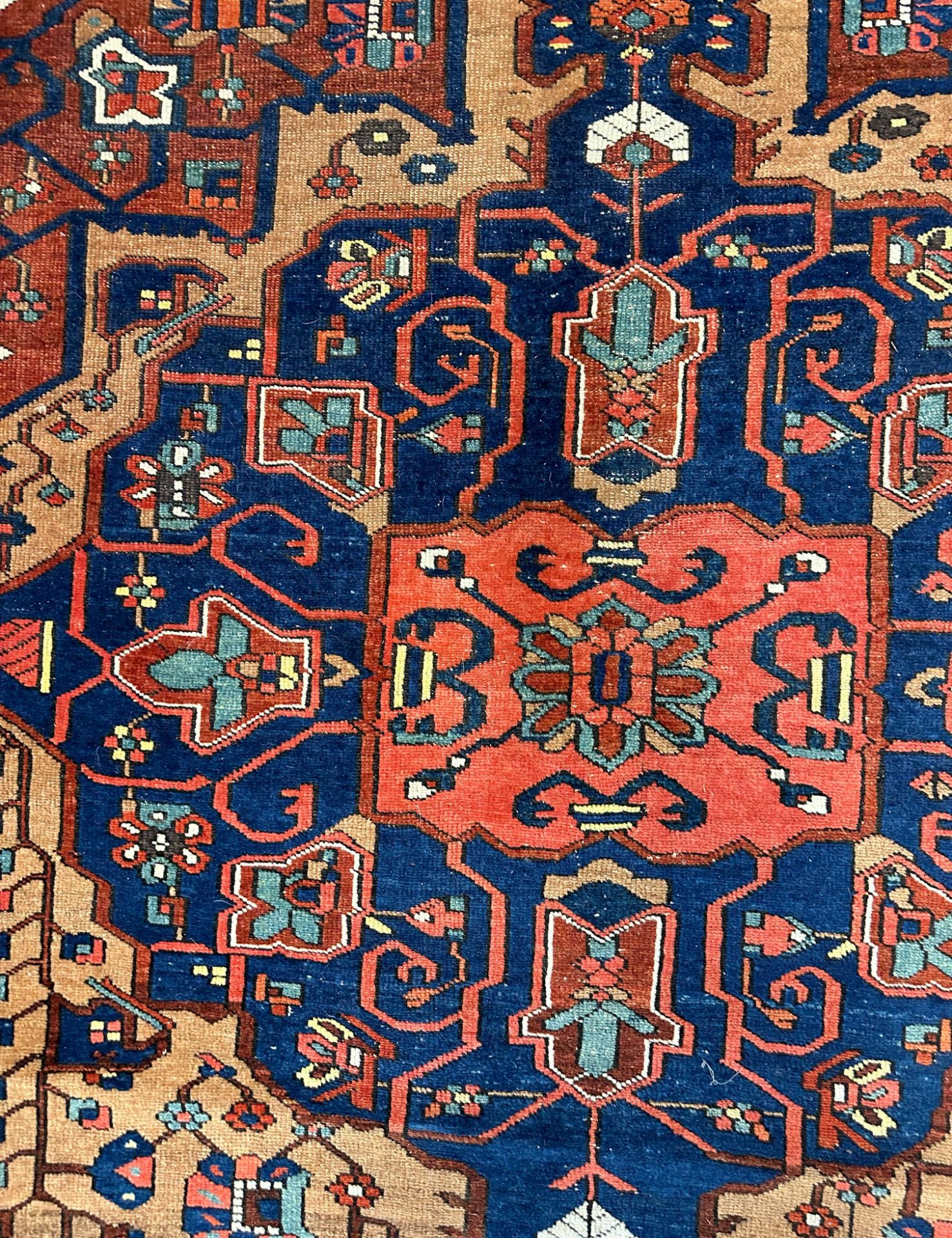 Bakhtiar oriental carpet. Around 1900. great size. - Image 6 of 22