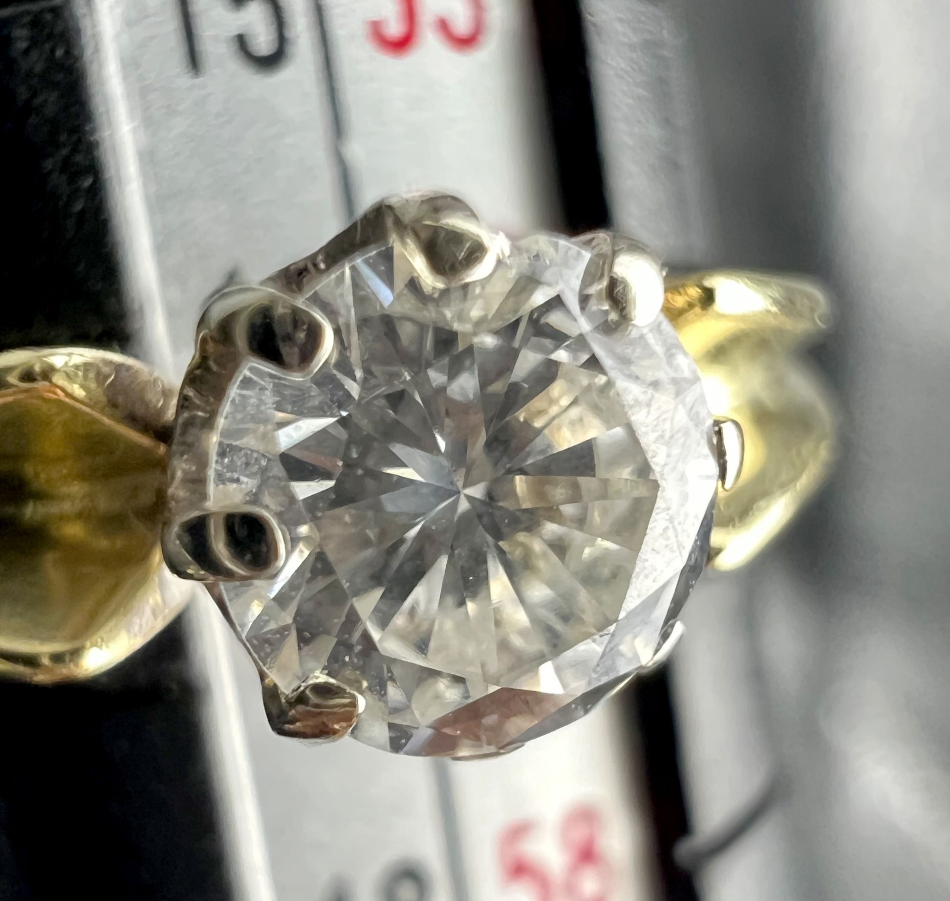 Solitaire ring 585 yellow gold with a brilliant-cut diamond of approx. 0.45 ct. - Image 5 of 6