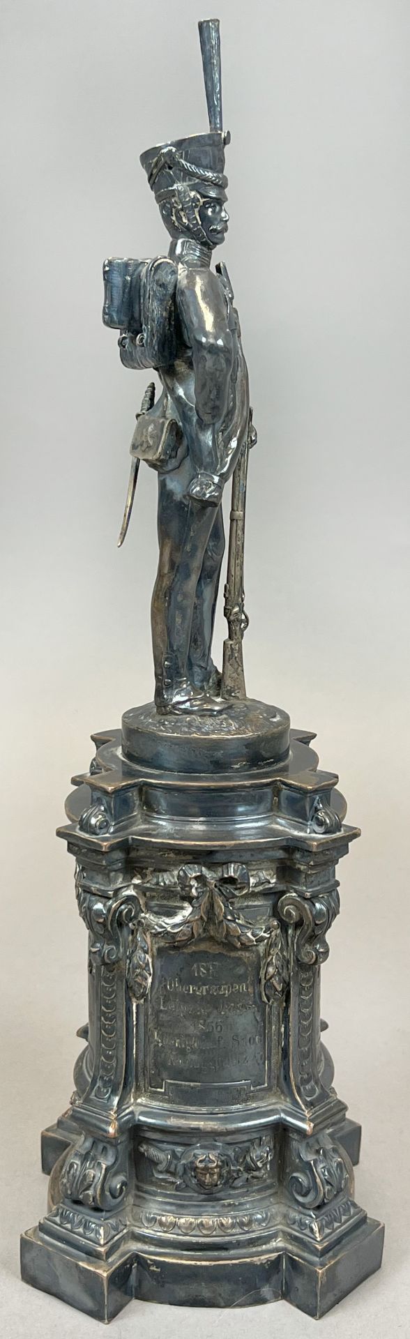 Commemorative cup / Gift to ''Major Freiherr von Ledebur''. 	Franco-Prussian War 1870-71. - Image 3 of 17