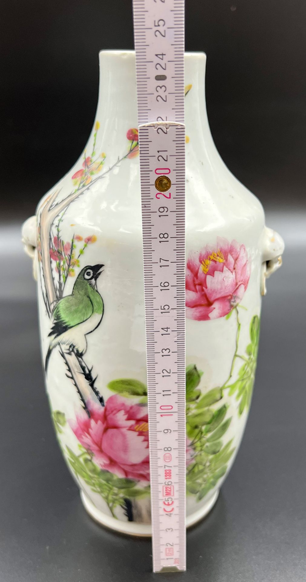 Vase. China. Decor "Neu Famille Rose". Porcelain circa 1920. - Image 13 of 13