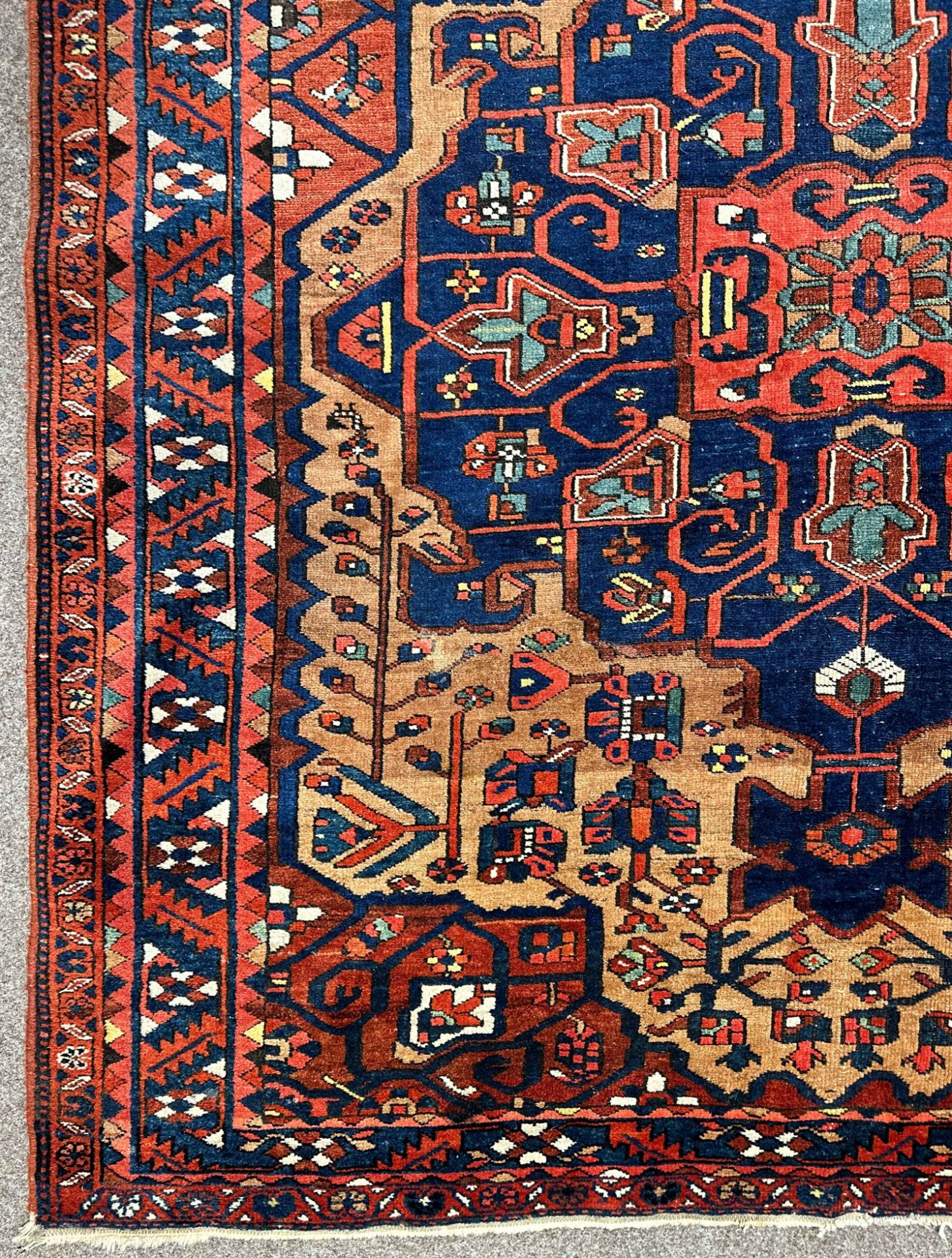 Bakhtiar oriental carpet. Around 1900. great size. - Image 15 of 22