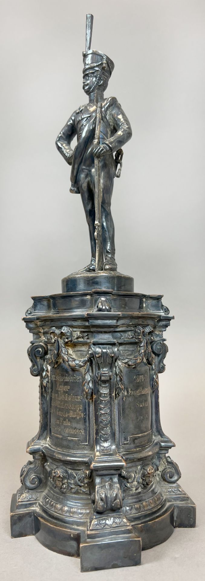 Commemorative cup / Gift to ''Major Freiherr von Ledebur''. 	Franco-Prussian War 1870-71.