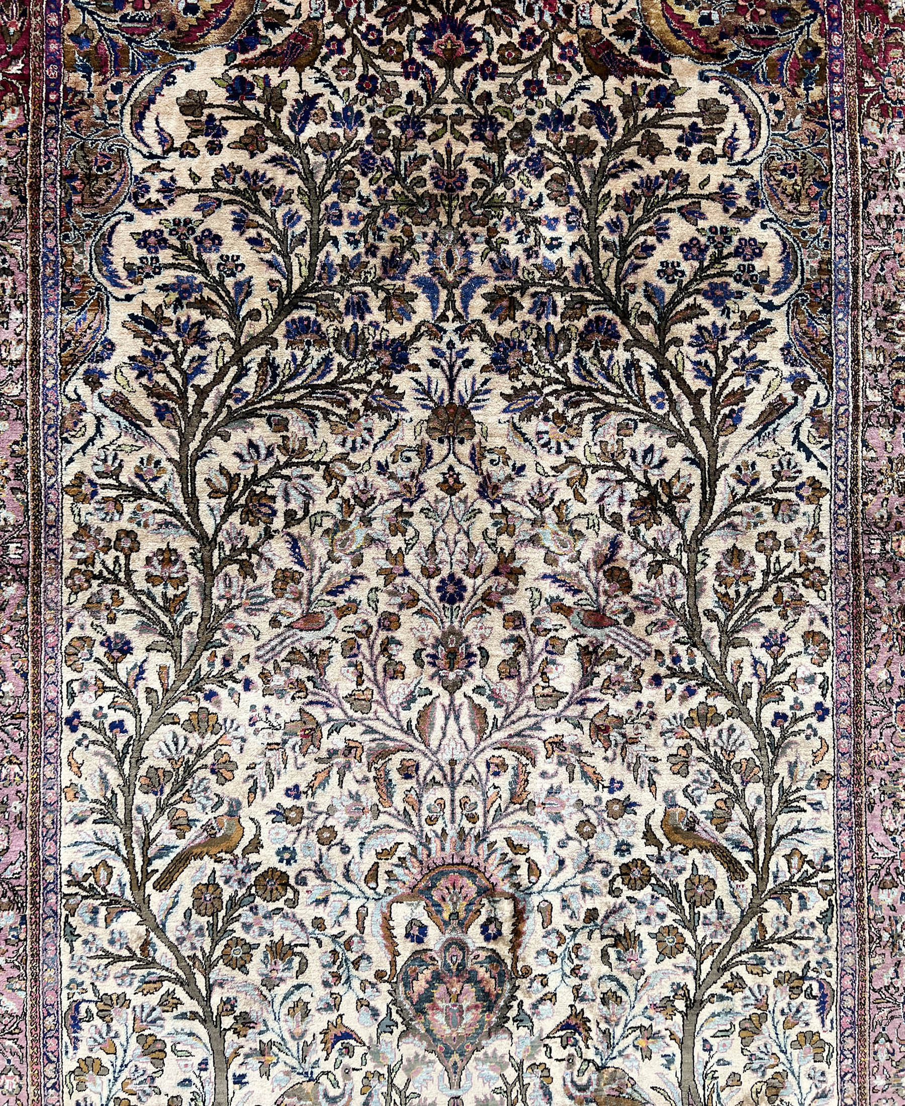 Keshan. Silk carpet. Silk on silk. Around 1900. - Image 5 of 14