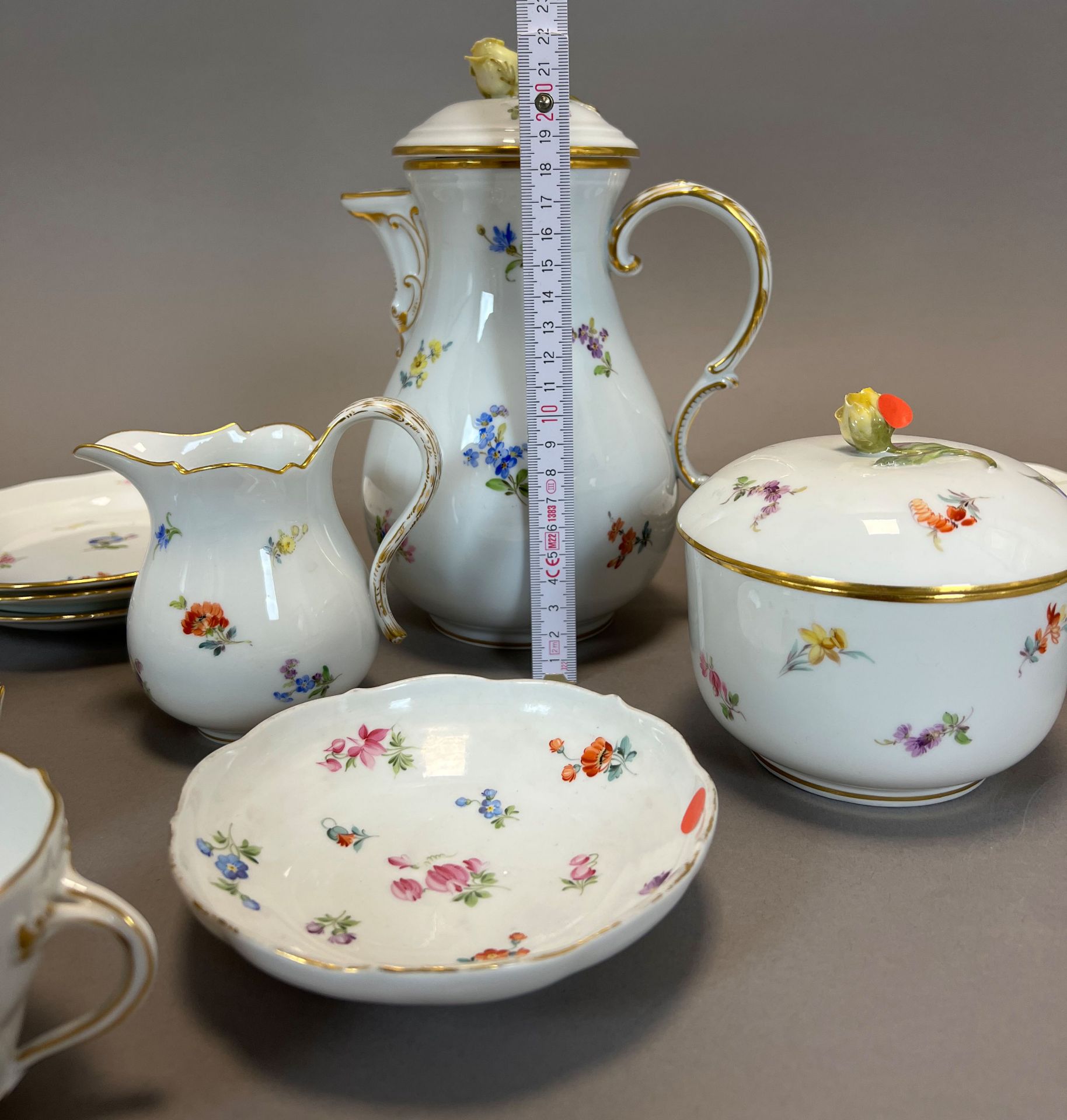 22-teiliges Kaffeeservice. MEISSEN. "Streublümchen". 1. Wahl. Um 1900. - Bild 19 aus 19