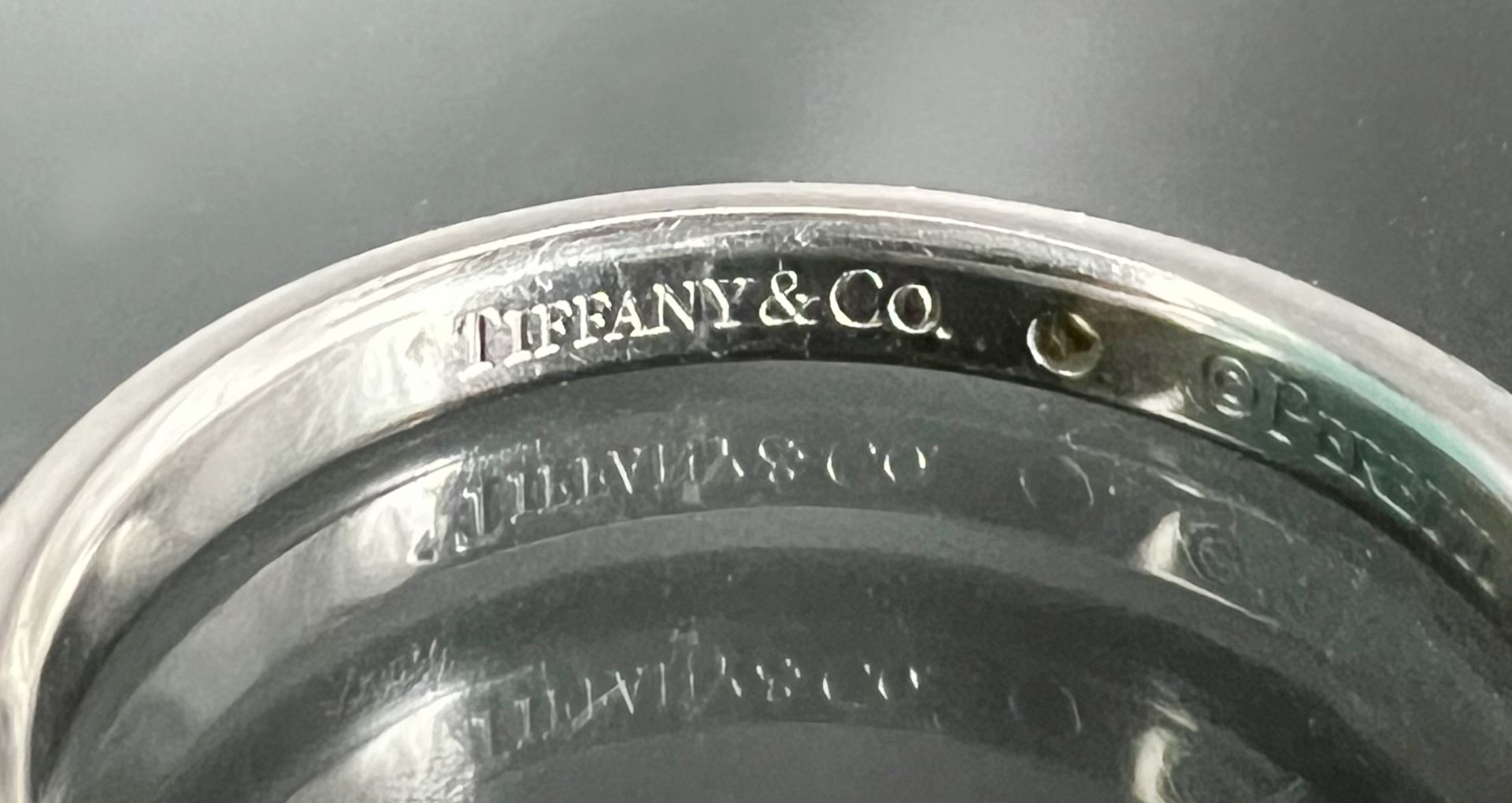Solitaire ring 950 platinum by TIFFANY / PERETTI with a diamond of approx. 0.02 ct. - Image 3 of 5