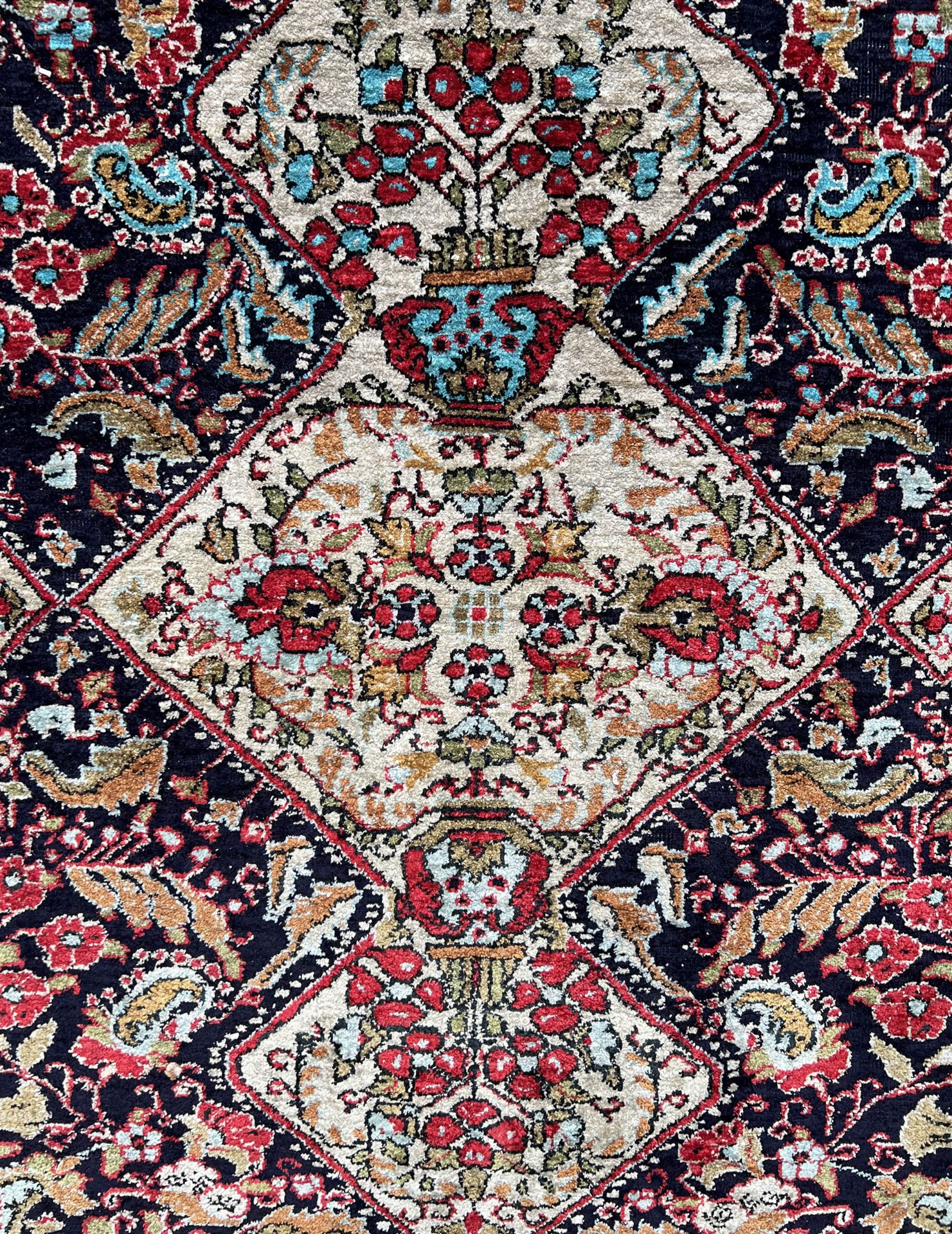 Ghom. Silk carpet. Fine weave. - Image 9 of 13