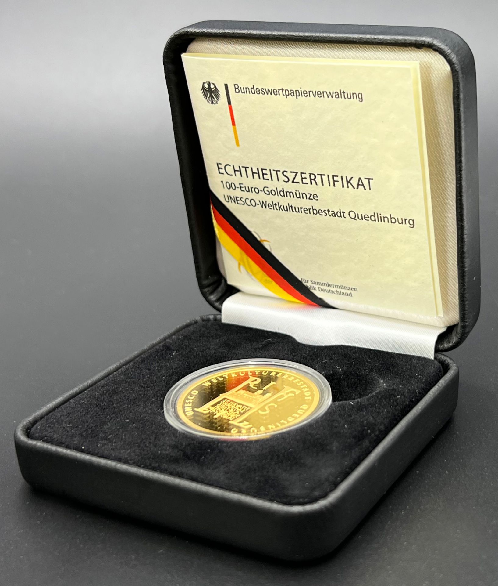Goldmünze. 100 Euro "UNESCO-Weltkulturerbestadt Quedlinburg". BRD 2003.