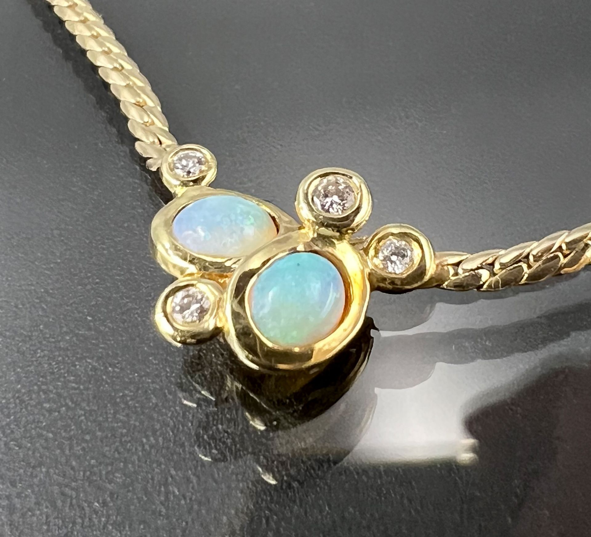 Necklace 585 yellow gold. Centre piece set with small opals and diamonds. - Image 2 of 6