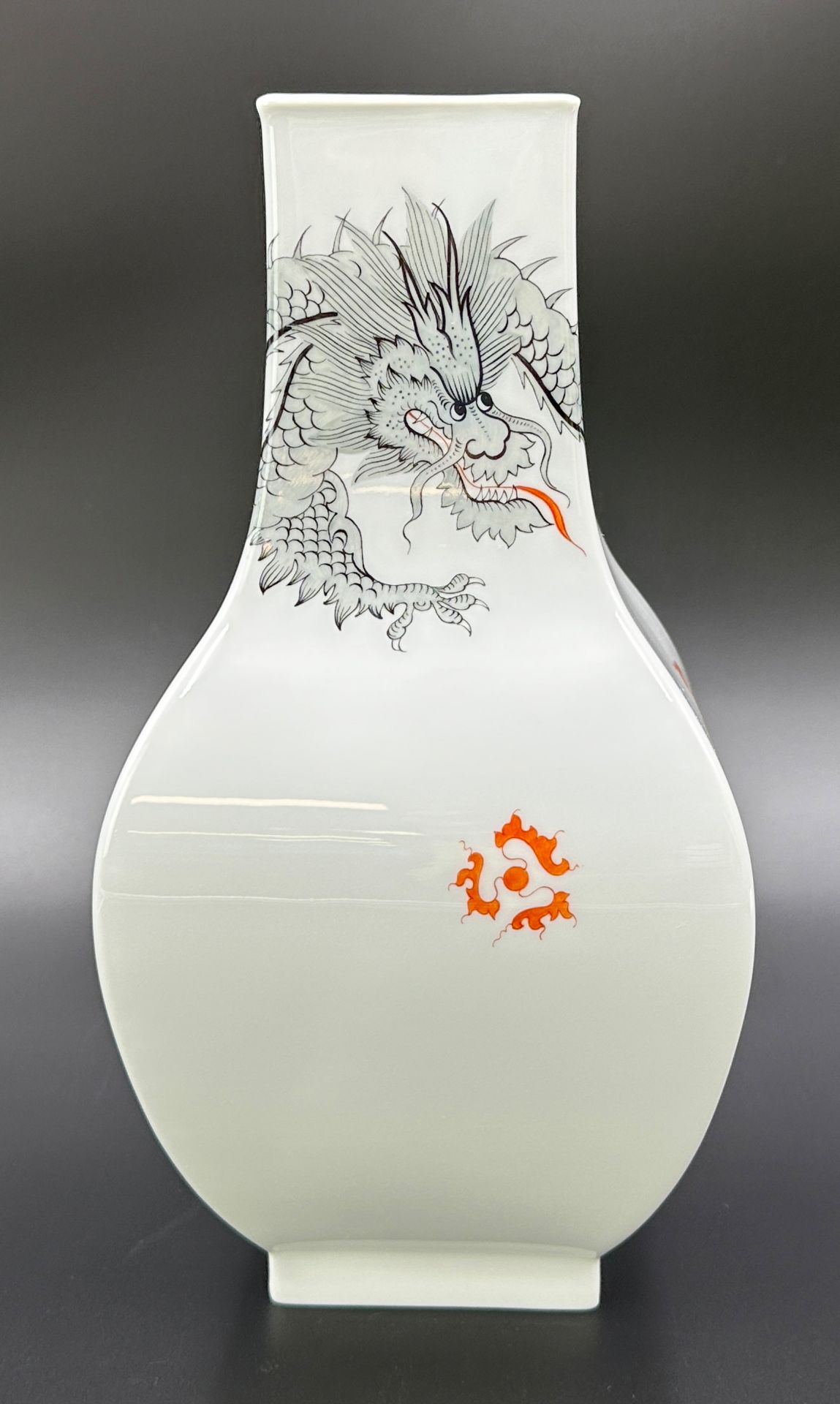 Vase. MEISSEN. Ming dragon. 1 choice. - Image 6 of 9