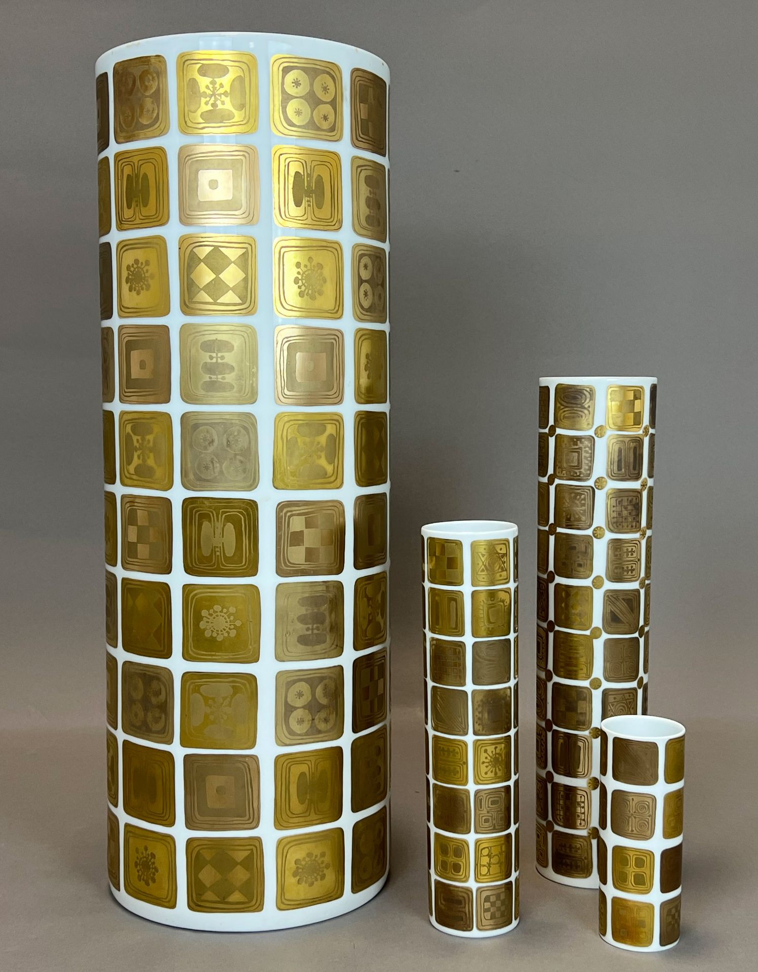 Four vases. ROSENTHAL. Bjjørn Wiindblad. Quatre Couleurs. Space Age. 1960s/70s.