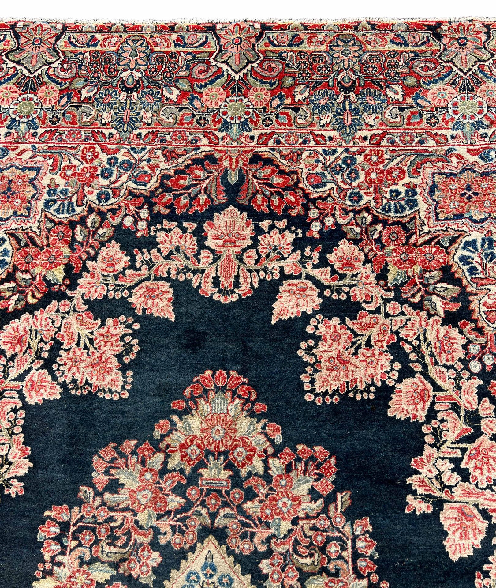 US re-import Sarough. Oriental rug. Around 1920. - Image 3 of 17