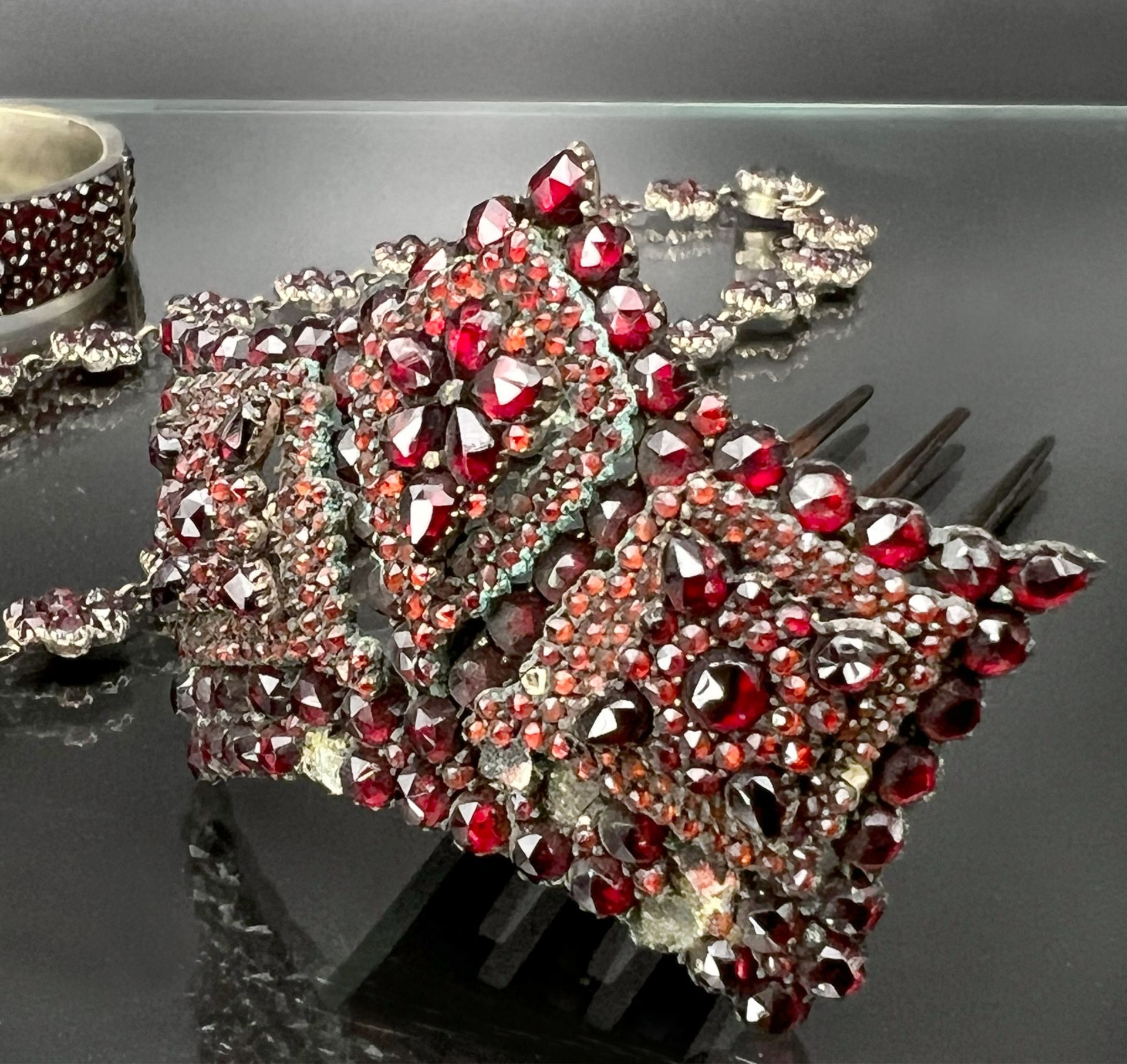 4-piece jewellery set with garnets. - Image 3 of 11