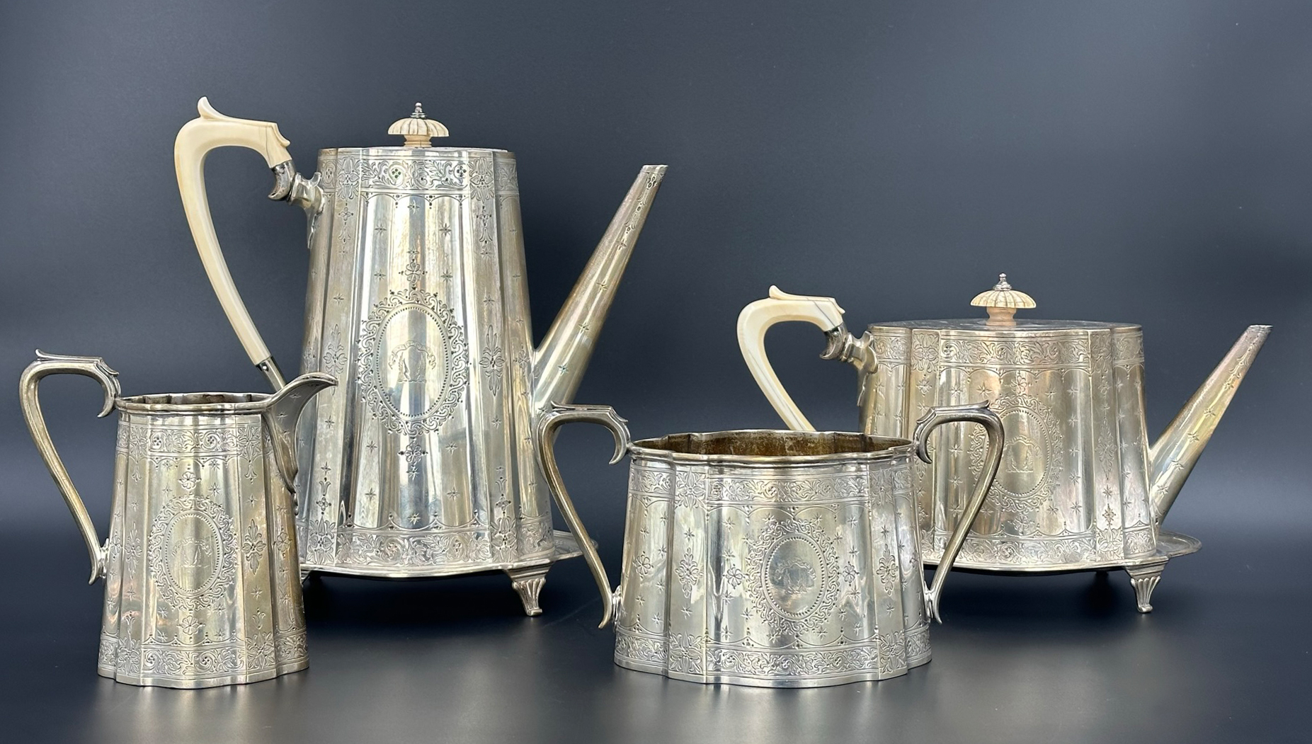 6-piece Victorian coffee and tea kernel. 925 sterling silver. England. 1867.