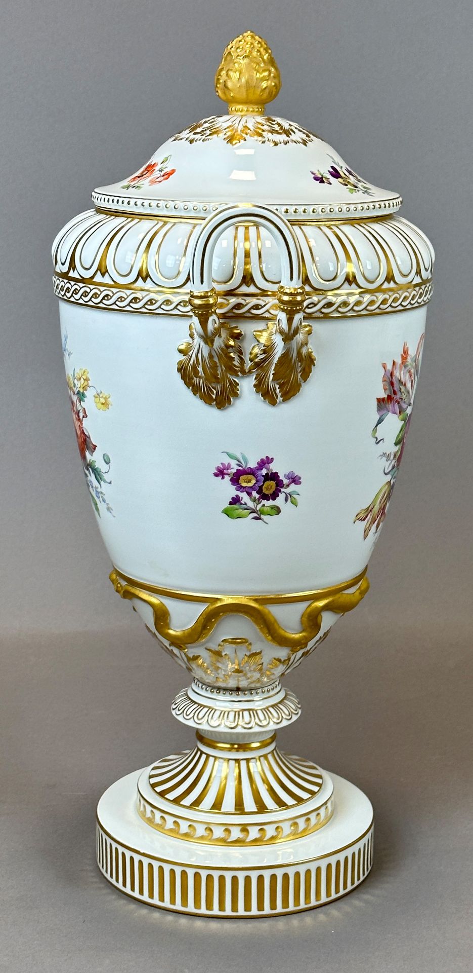 Magnificent lidded vase. KPM Berlin.1924. - Image 2 of 16