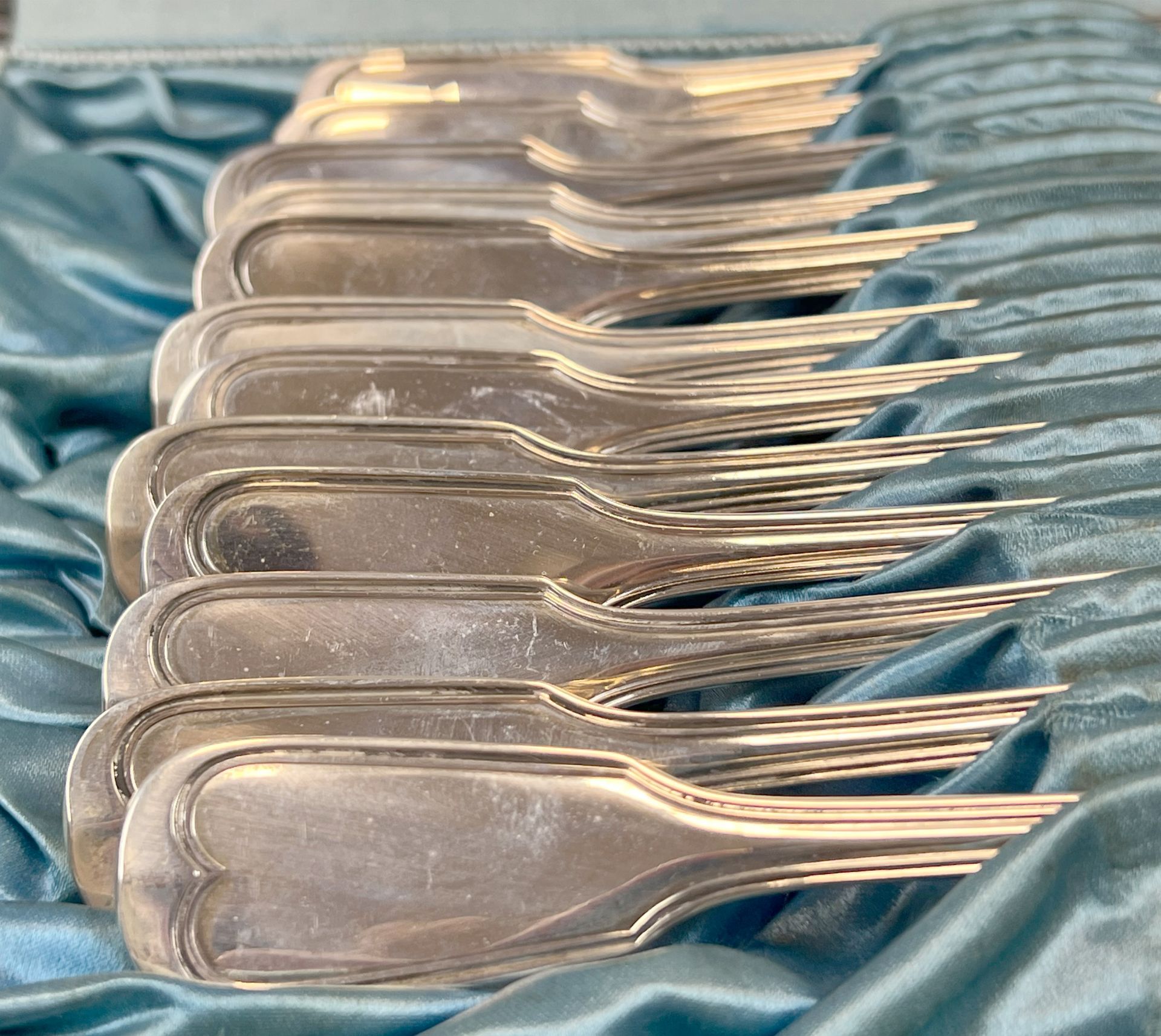 12-piece fish cutlery set. 800 silver. Art Nouveau. 1st half of the 20th century. - Image 9 of 15