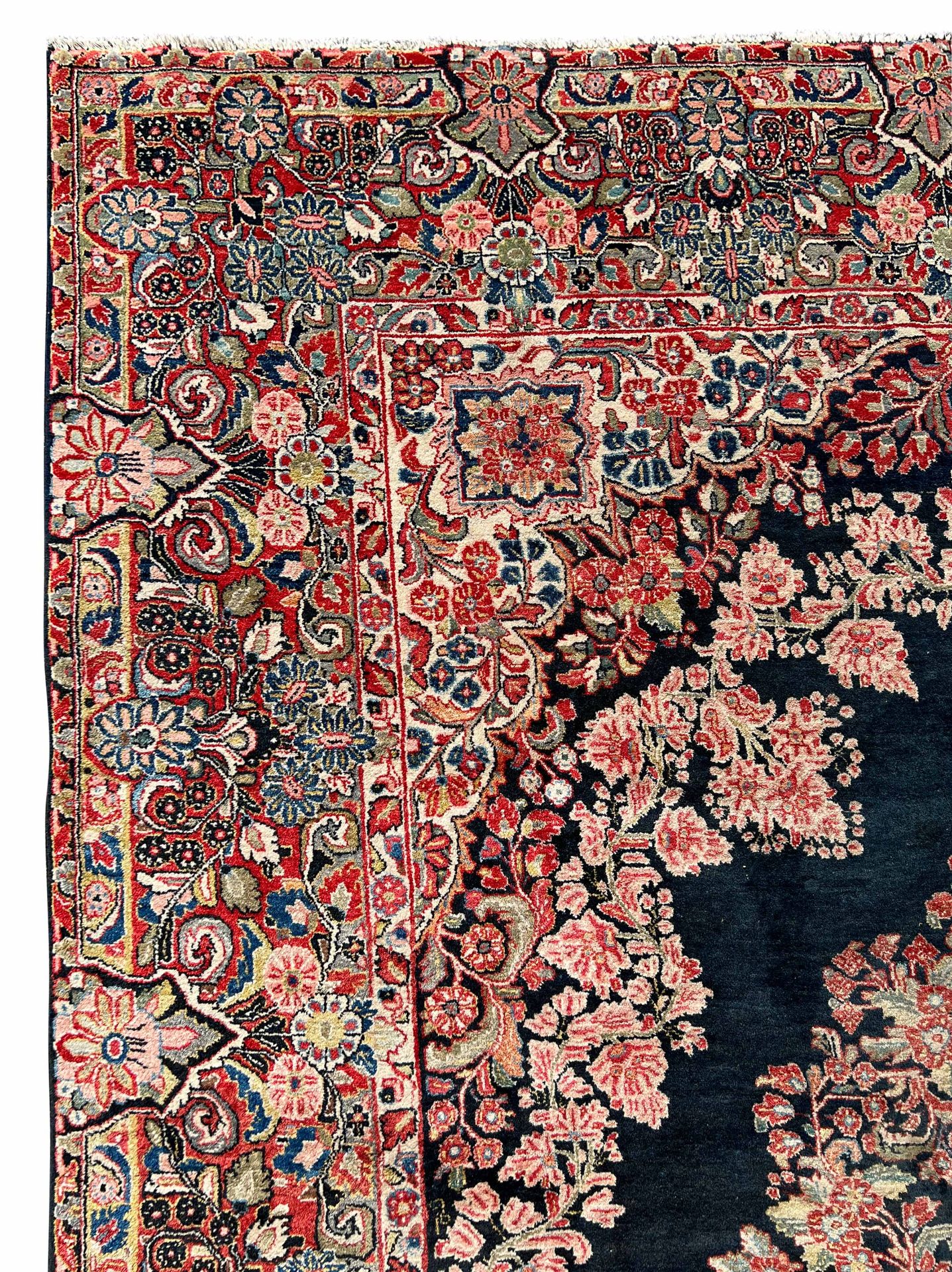 US re-import Sarough. Oriental rug. Around 1920. - Image 2 of 17