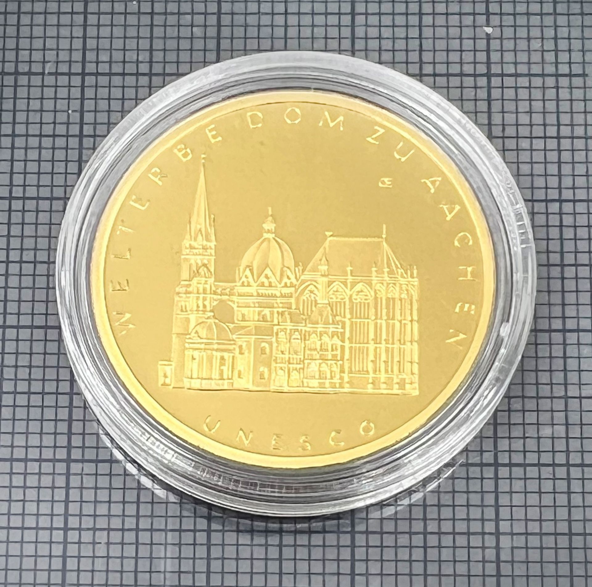 Goldmünze. 100 Euro "UNESCO Welterbe. Dom zu Aachen". BRD 2012. - Bild 4 aus 4