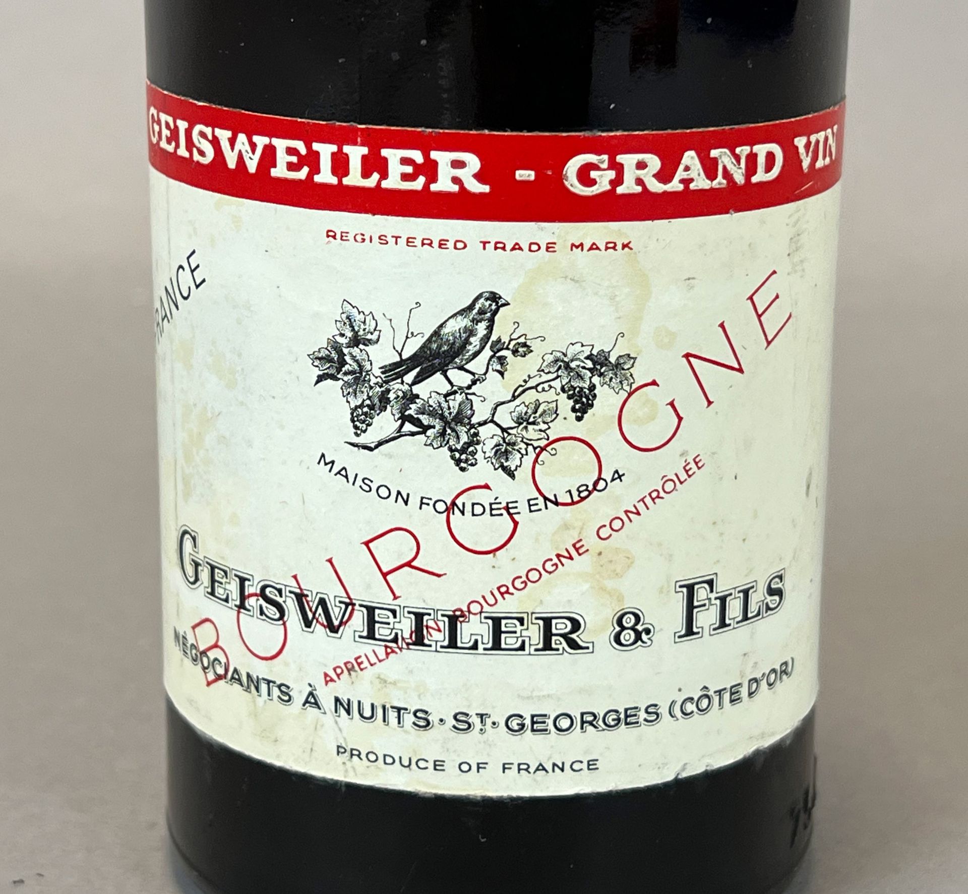 1 bottle of red wine. Geisweiler & Fils. Bourgogne. Pinor Noir. 1967. - Image 3 of 5