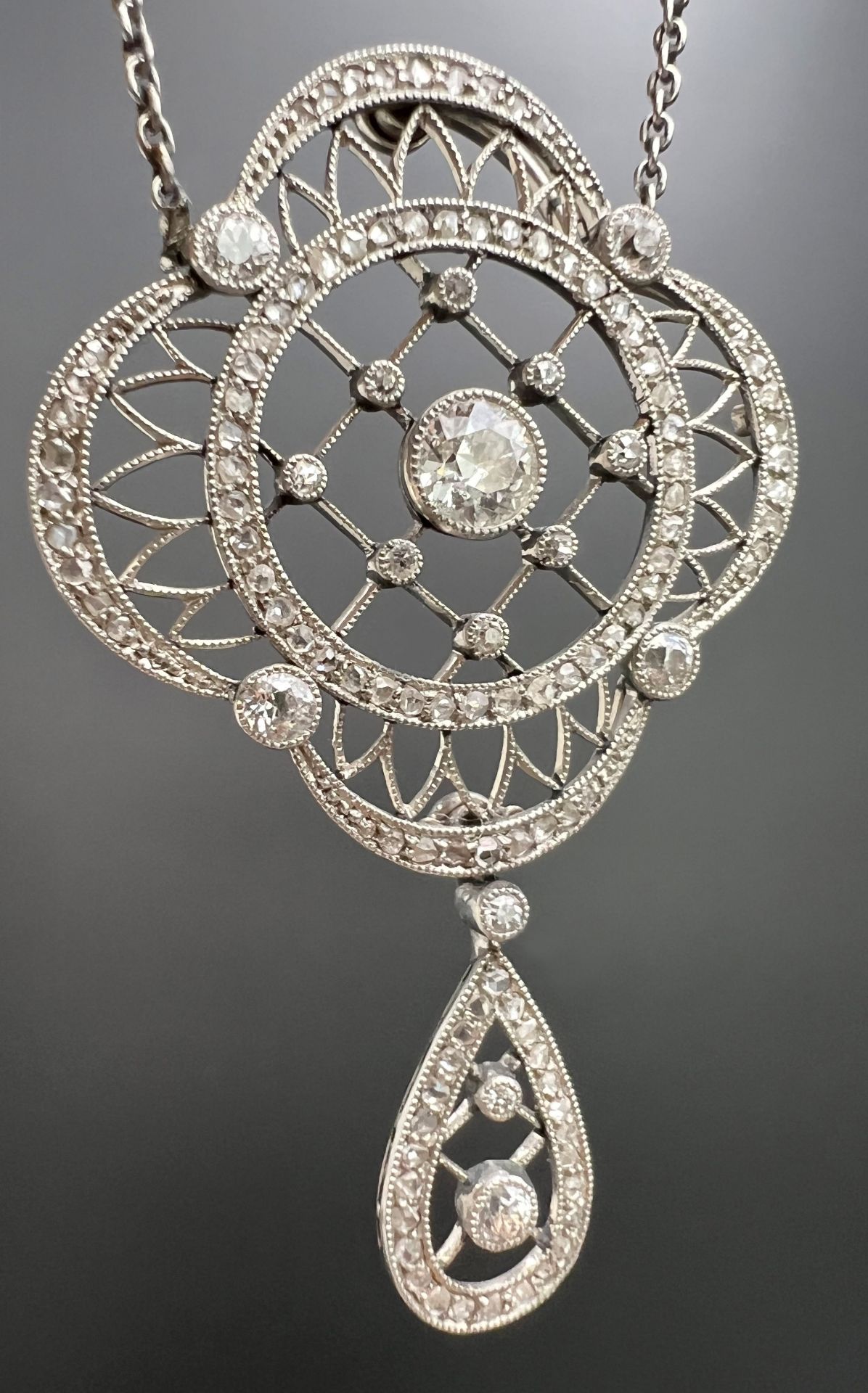 Pendant with chain 750 white gold. Art deco. - Image 3 of 14
