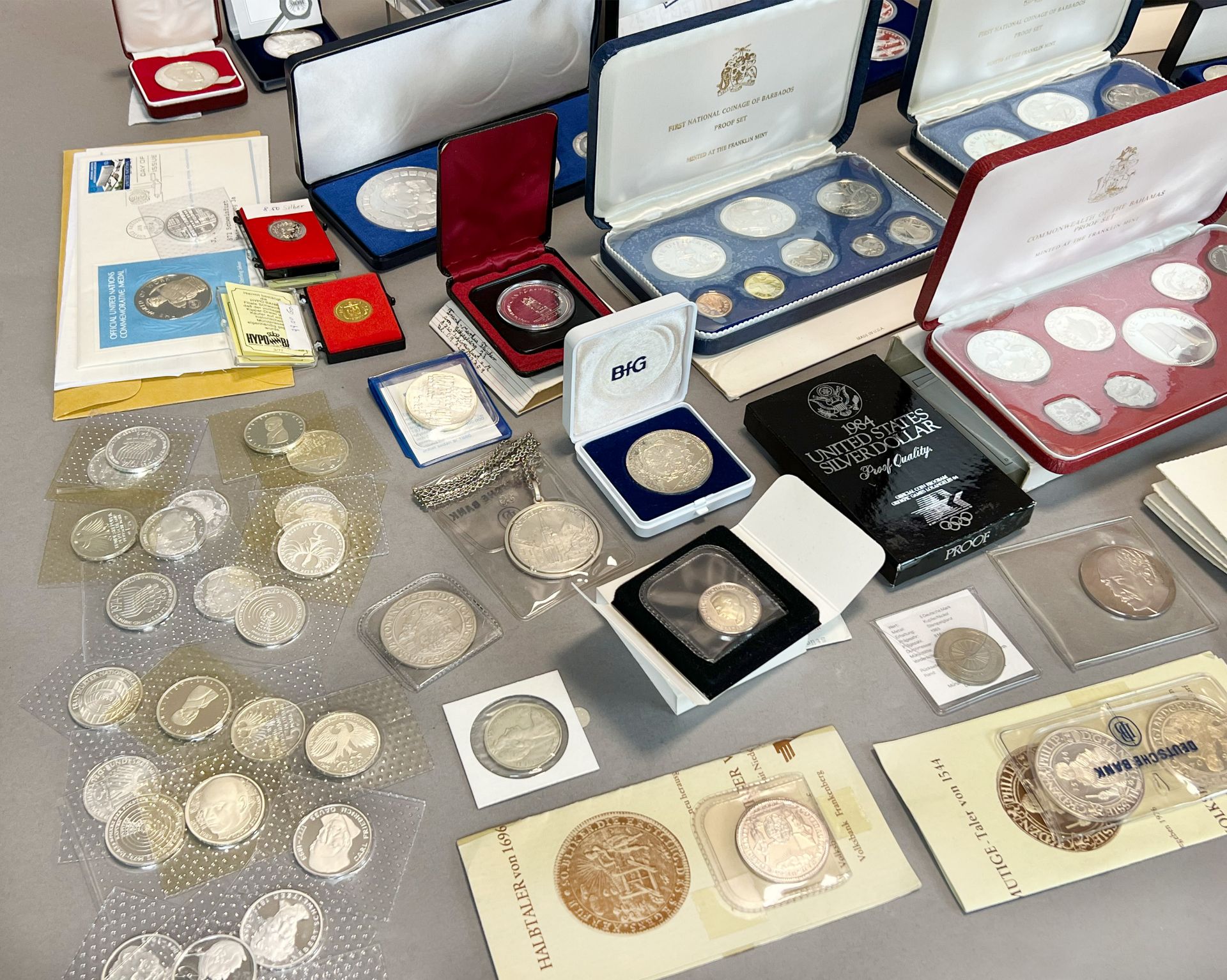 Große Sammlung von Münzen. Silbermünzen, Umlaufmünzen, DM-Münzen und Euro-Münzen. - Bild 2 aus 13