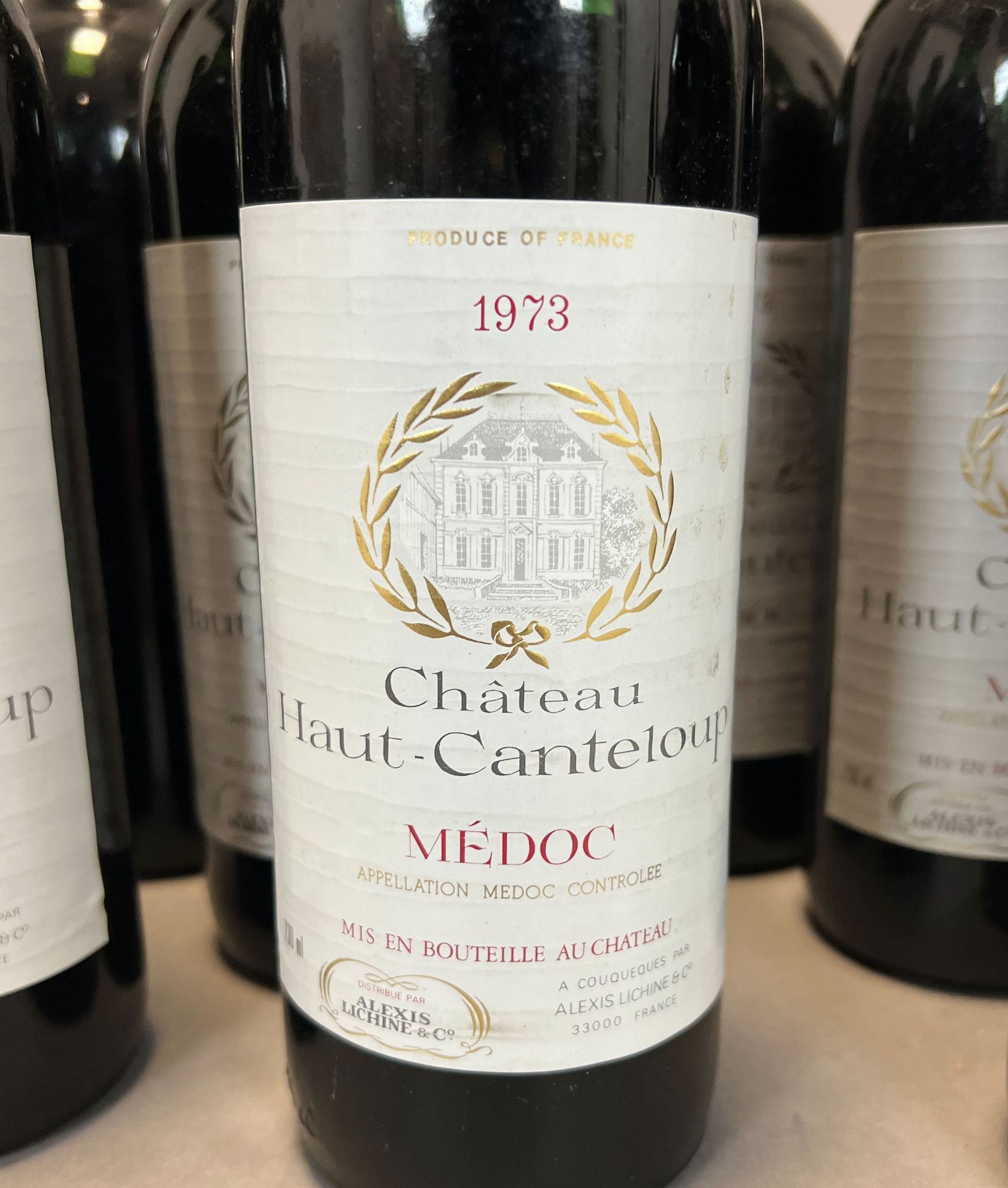 12 bottles of red wine. Alexis Lichine. Château Haut-Canteloup. Médoc. 1973. Wine box. - Image 4 of 9