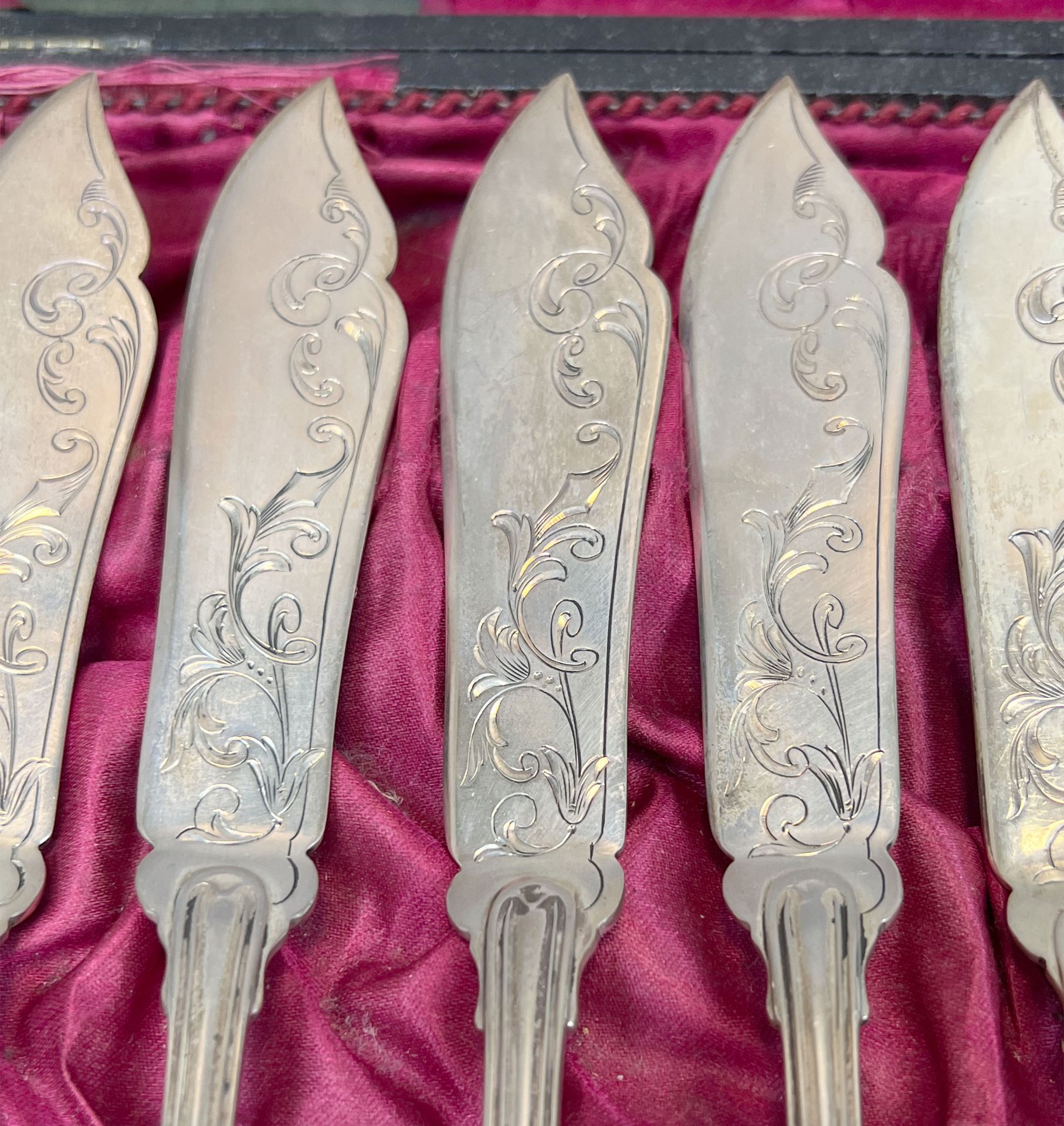 12-piece fish cutlery set. 800 silver. Art Nouveau. 1st half of the 20th century. - Image 4 of 15