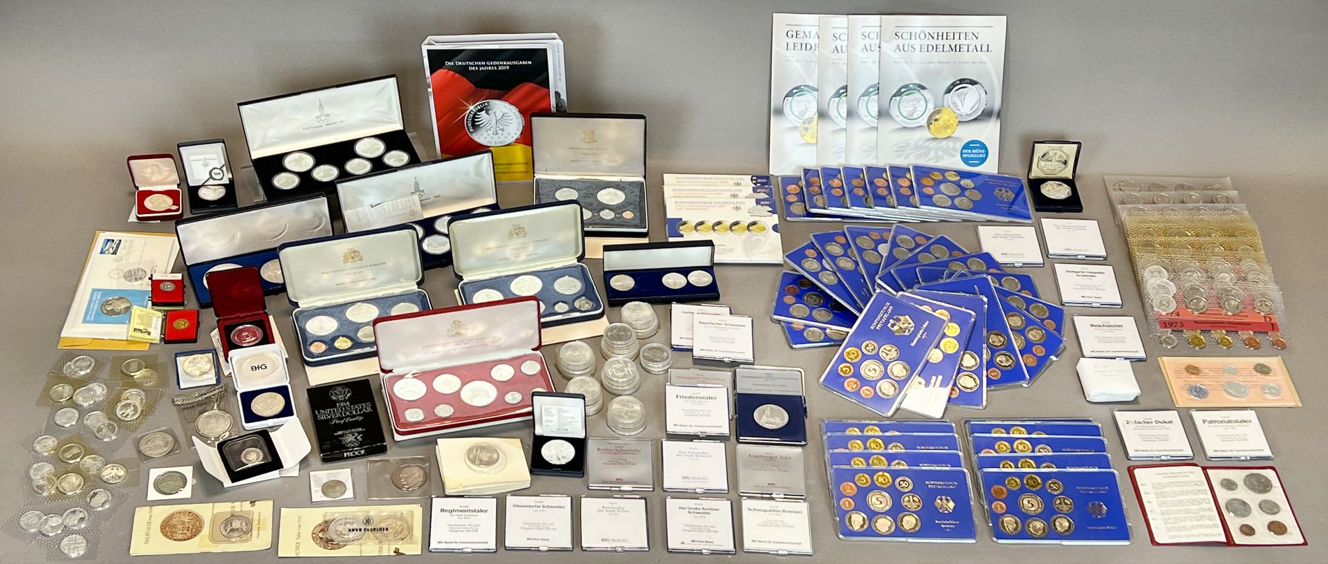Große Sammlung von Münzen. Silbermünzen, Umlaufmünzen, DM-Münzen und Euro-Münzen.