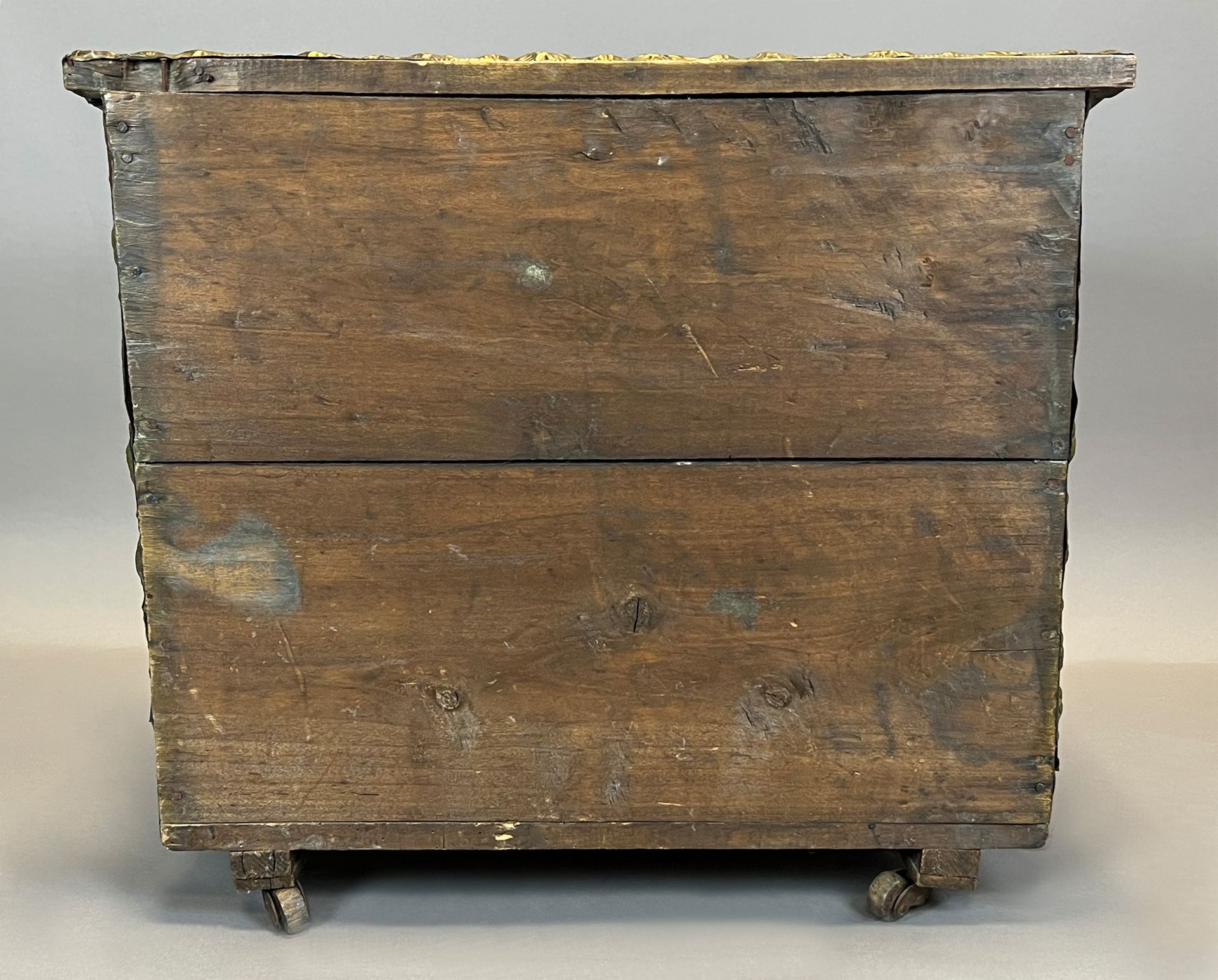Small wooden chest with brass plate decoration. Probably 19th century. - Image 4 of 15