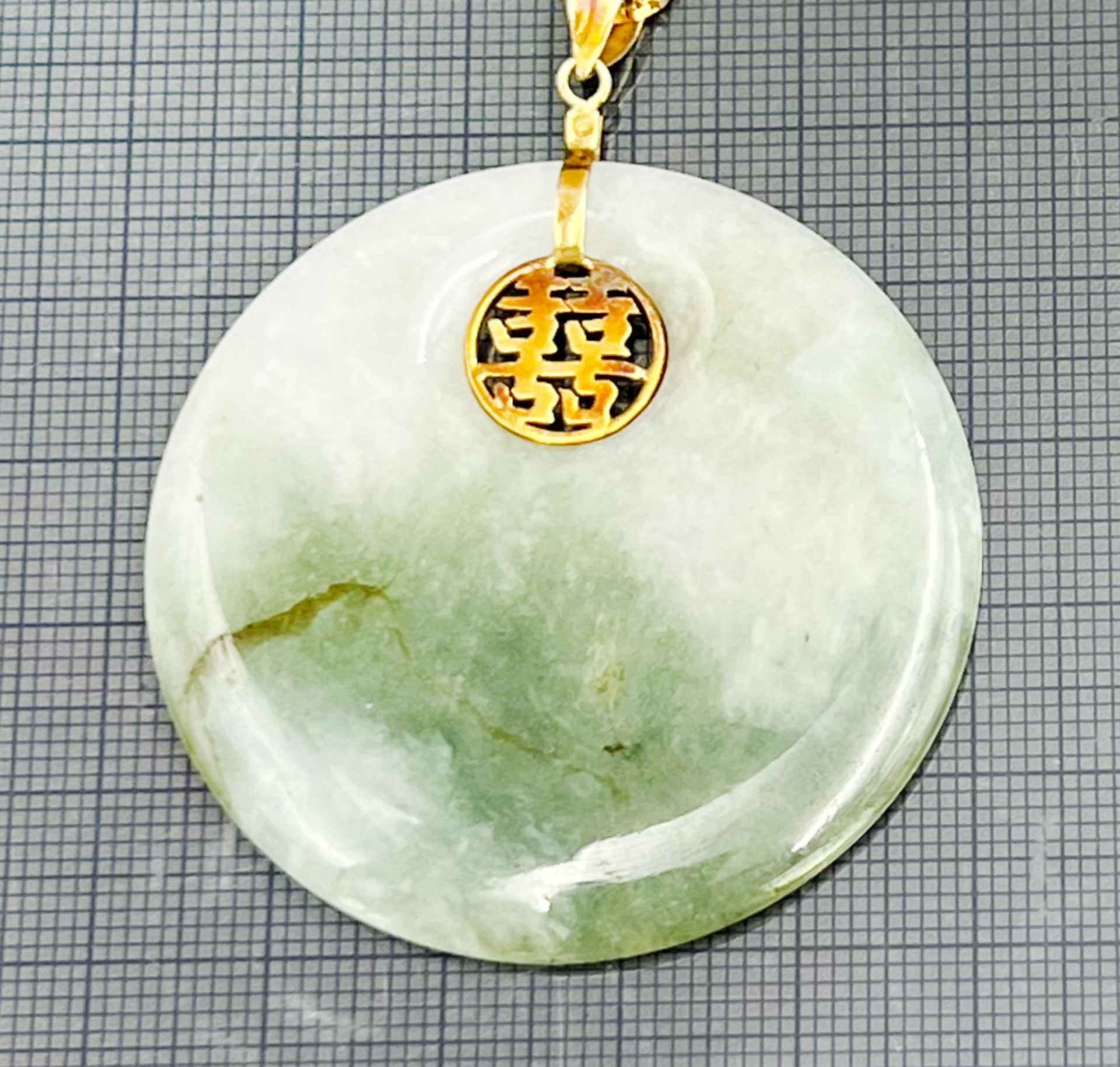 Jade pendant with necklace 750 yellow gold. - Image 12 of 14