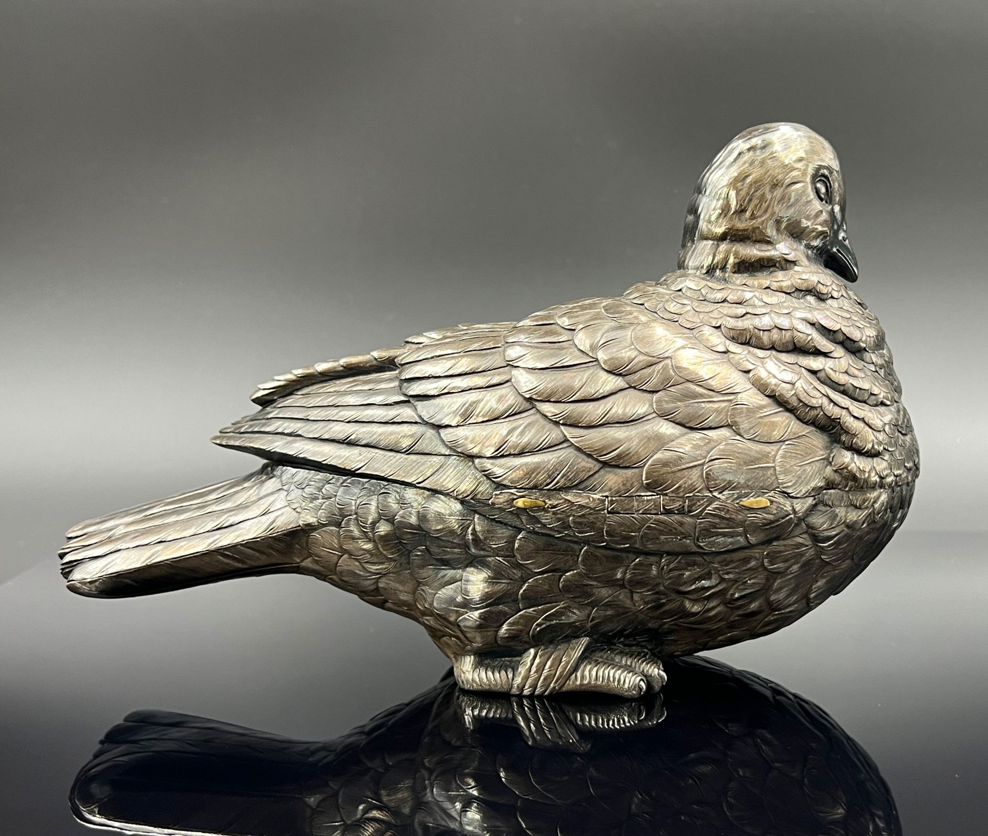 Lidded saucer in the shape of a dove. 84 Zolotniki. Saint-Petersburg. 19th century. - Image 3 of 11