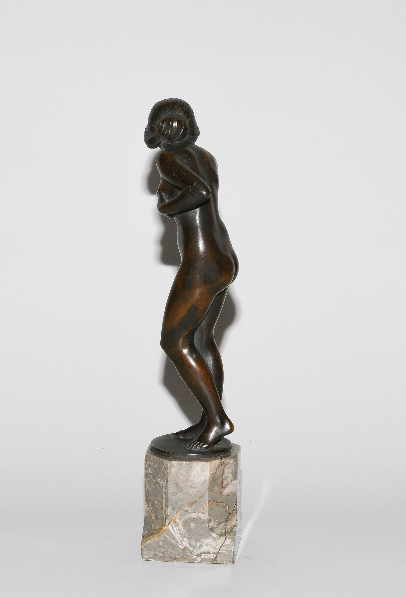 Eugen Wagner, Figur "Die Trinkende" - Bild 3 aus 13