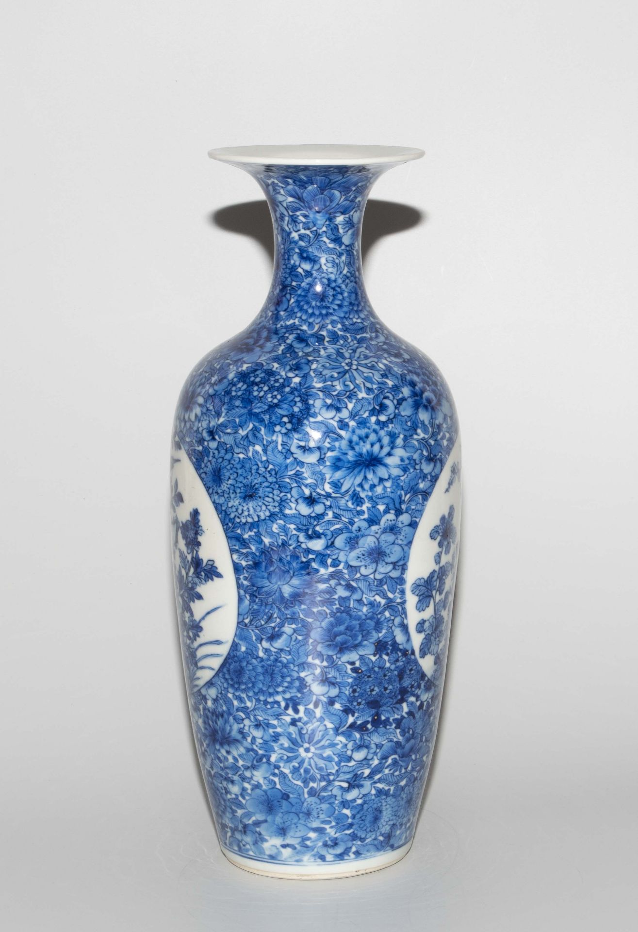 Vase - Image 5 of 7