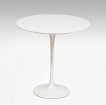 Eero Saarinen, Salontisch "Pedestal"