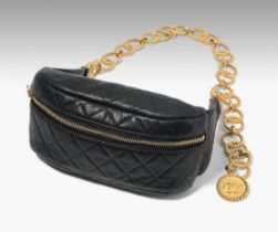 Chanel, Bauchtasche