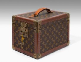 Louis Vuitton, Beauty case "Boîte flacons"