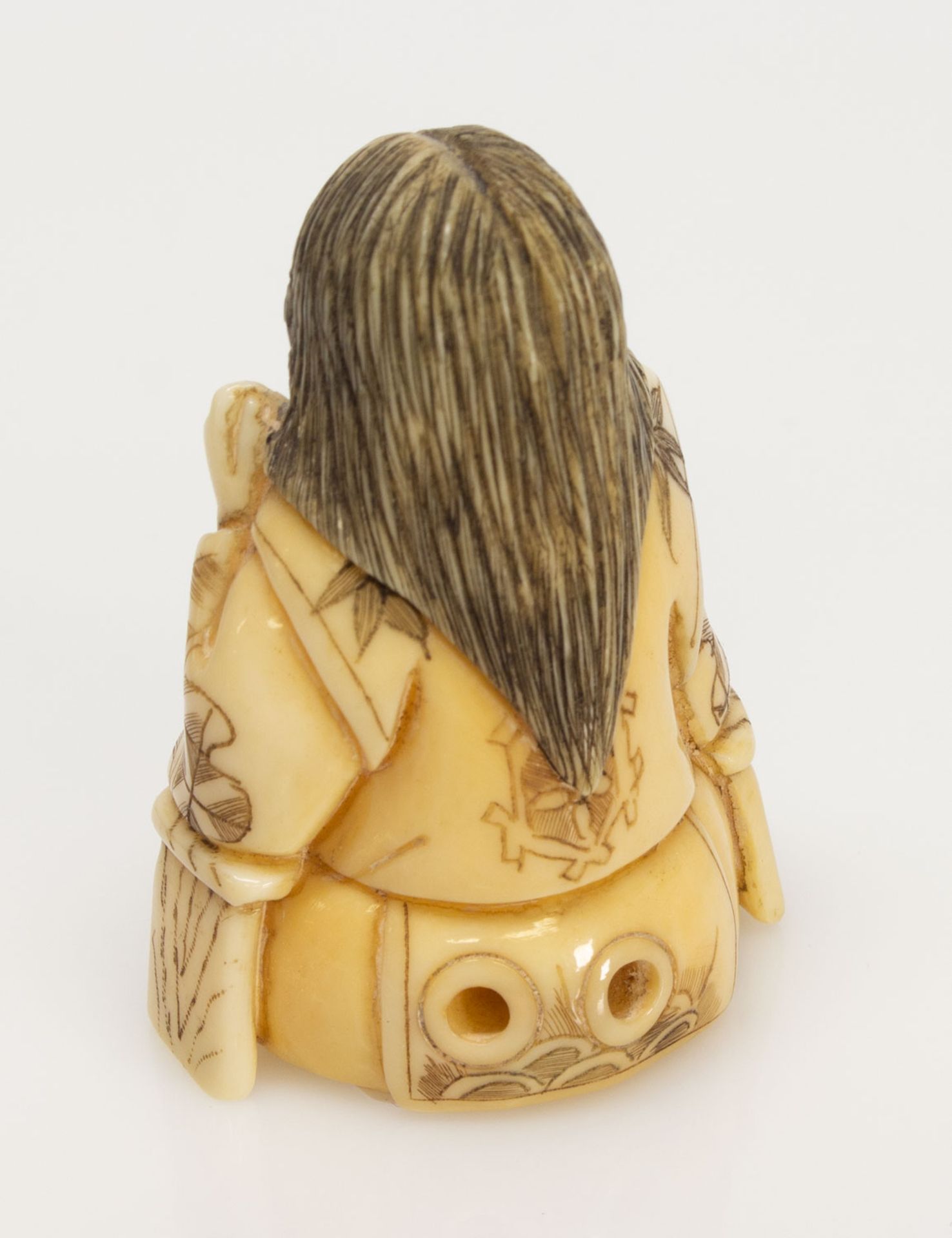 Netsuke - Image 2 of 2