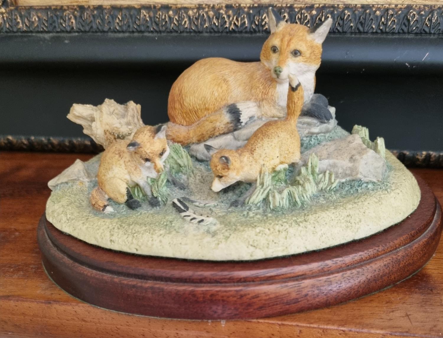 A large Beswick Figure of a Fox (L 23 x H 13 cm approx) along with a Country Artists Kew fine - Image 3 of 4