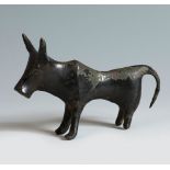 Bull. Greek culture. Geometric period, 8th-7th c. BC.Bronze.Provenance: private collection, New
