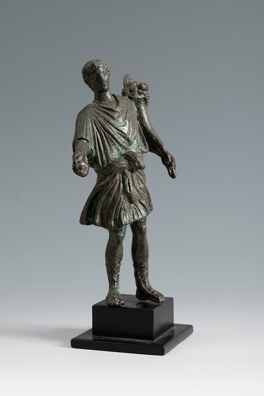 God Lar. Rome, 1st-2nd century AD.Bronze.In good state of preservation.Measurements: 15 cm (height); - Image 2 of 4