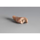 Fragment of the left hand. Smyrna, 3rd century BC.Terracotta.Provenance: Smyrna, 1895-1905.