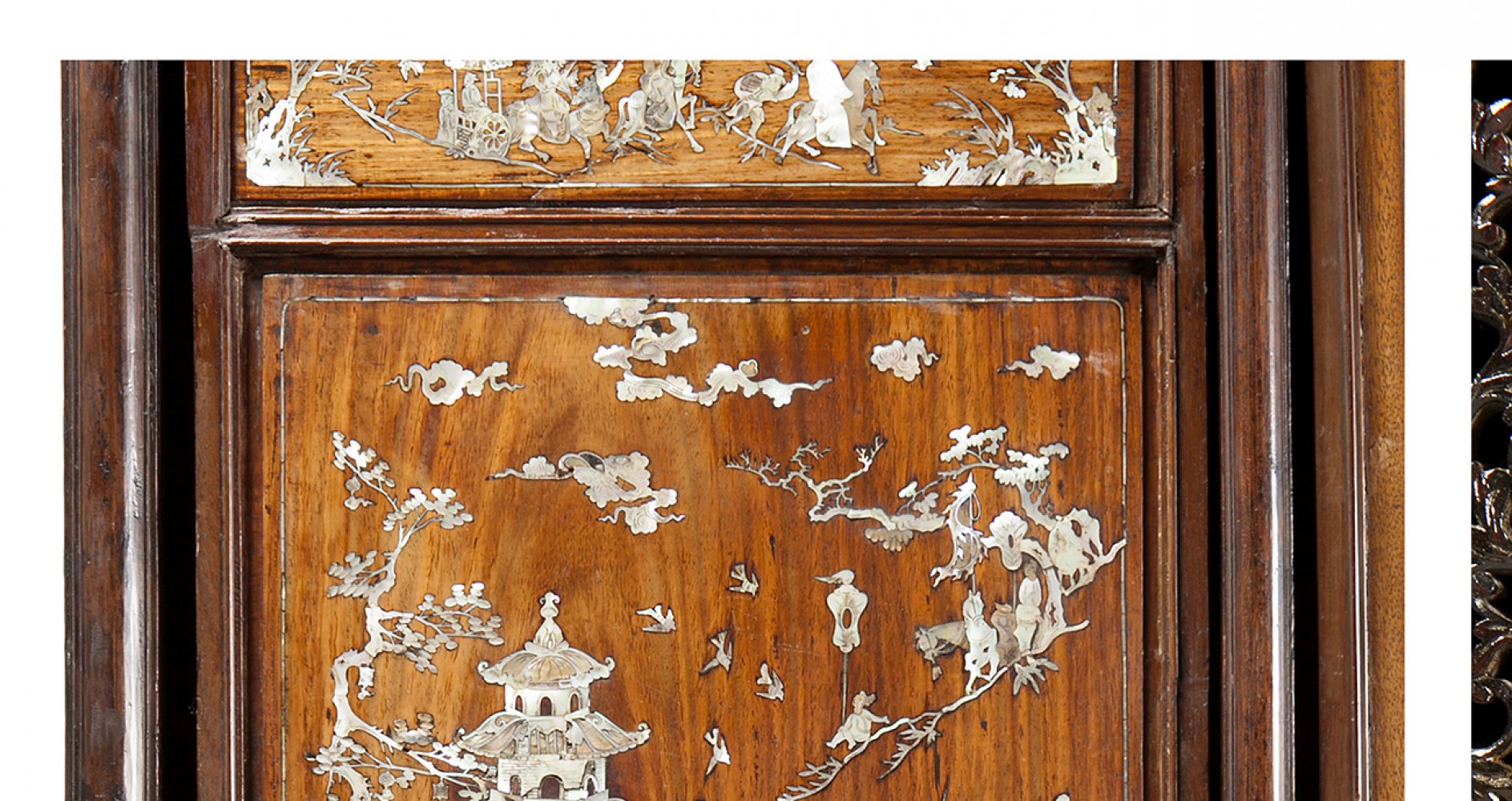 Important Chinese cabinet; Qing Dynasty, circa 1720-30.Rosewood with mother-of-pearl inlay. - Image 3 of 7