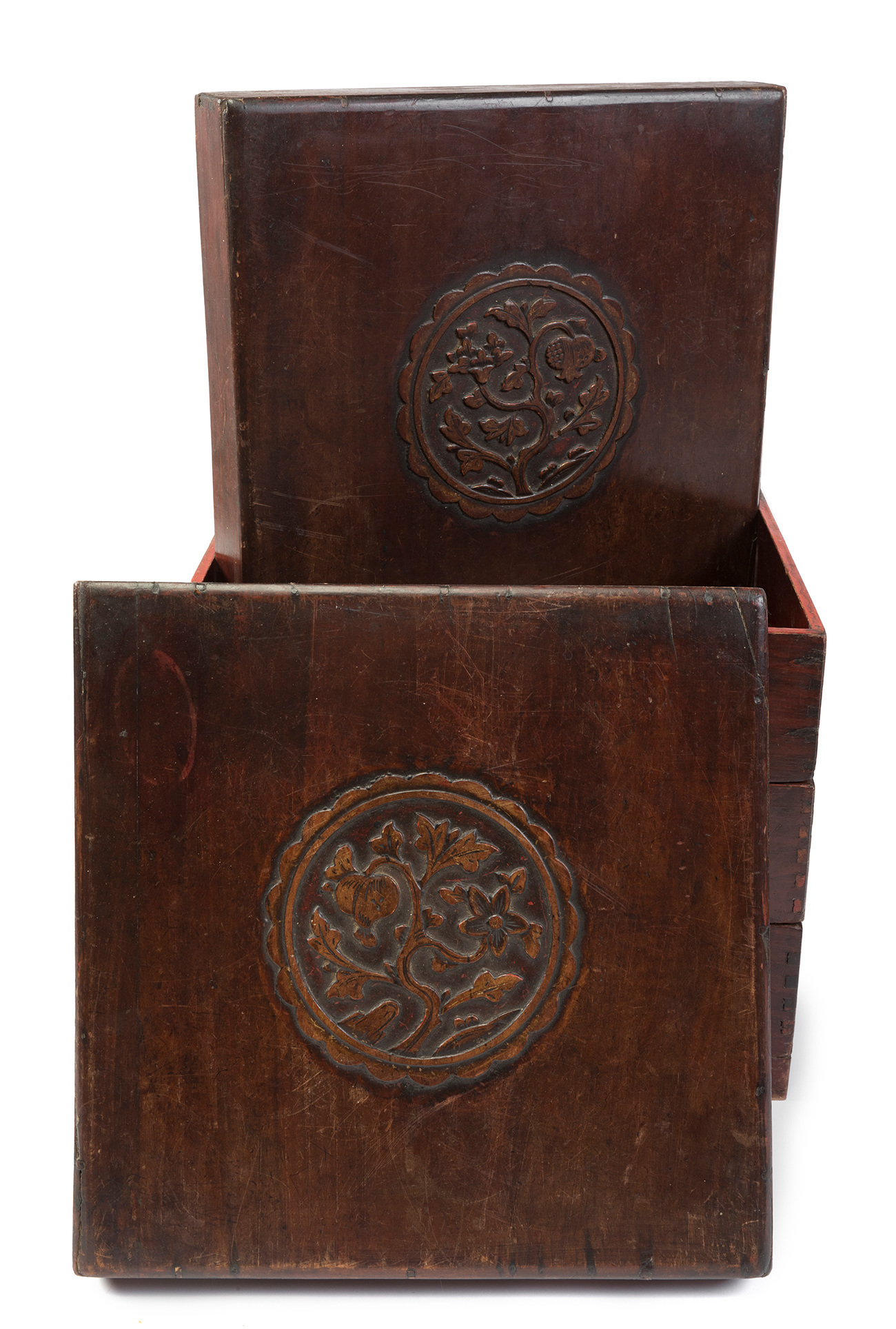 Pair of storage boxes. China, 19th century.Rosewood.They show marks of use and some faults.With - Image 5 of 7